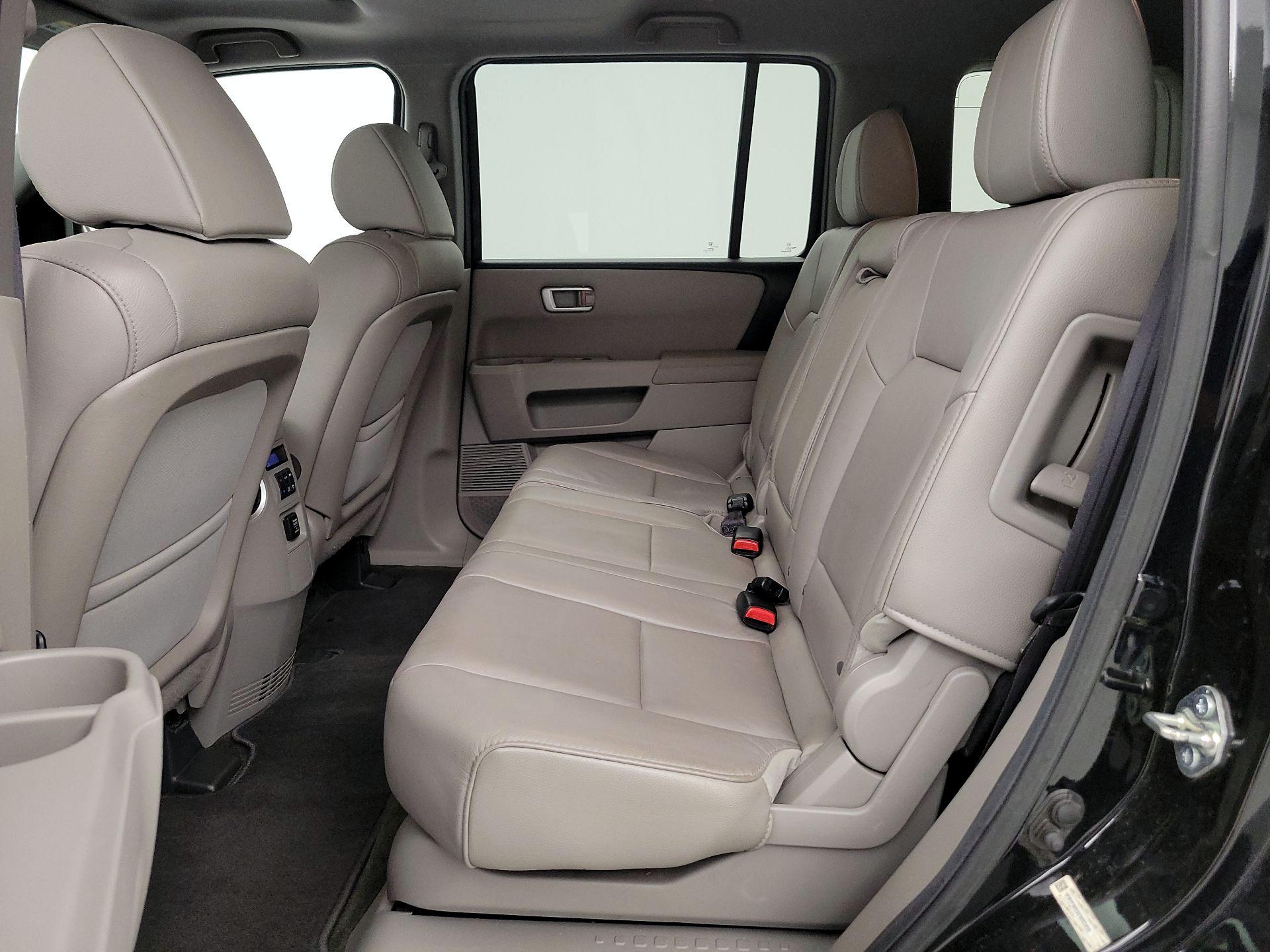 Thumbnail: 2014 Honda Pilot - 20