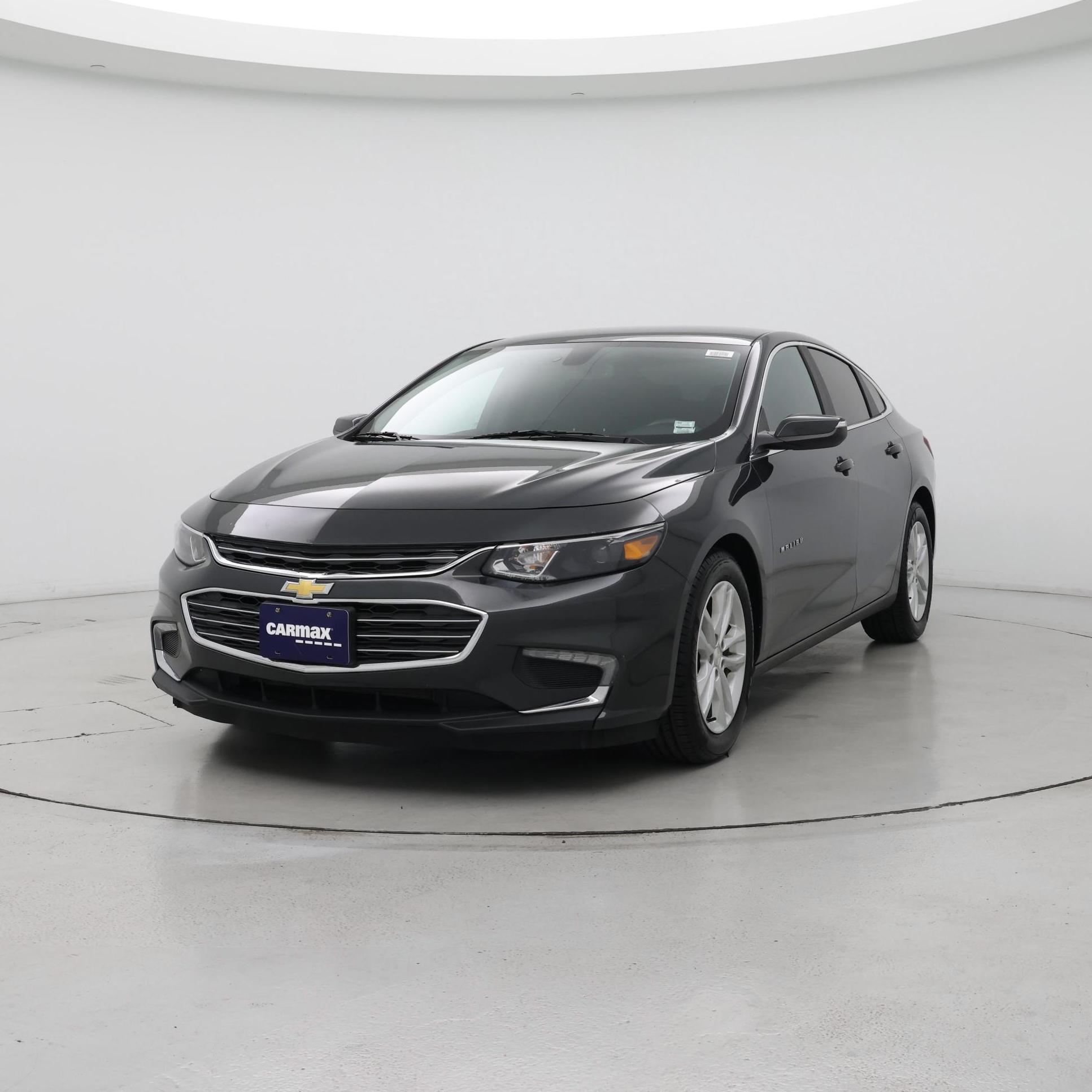 Thumbnail: 2018 Chevrolet Malibu - 4