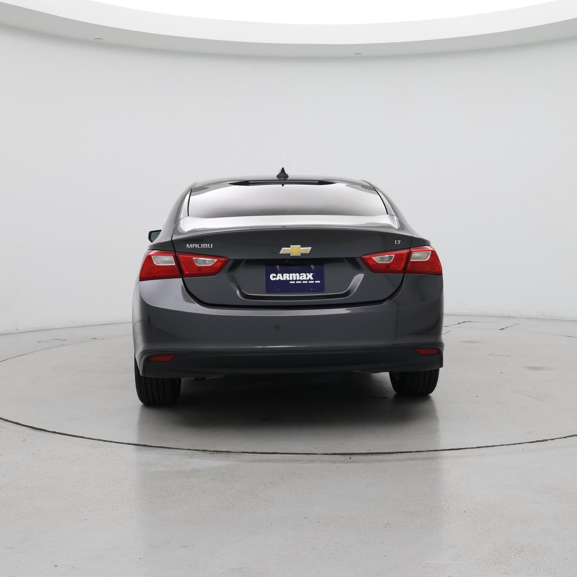 Thumbnail: 2018 Chevrolet Malibu - 6