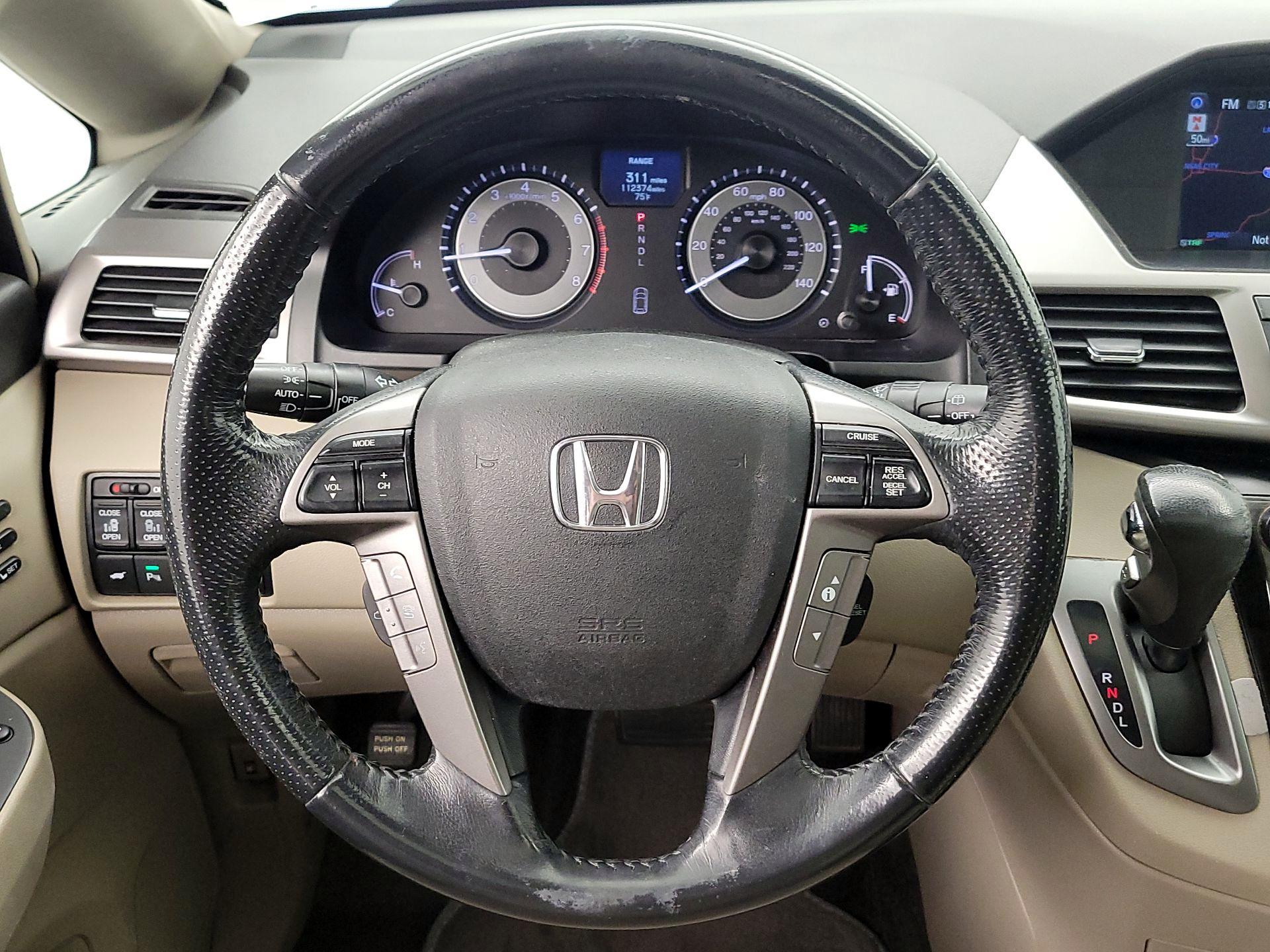 Thumbnail: 2016 Honda Odyssey - 10