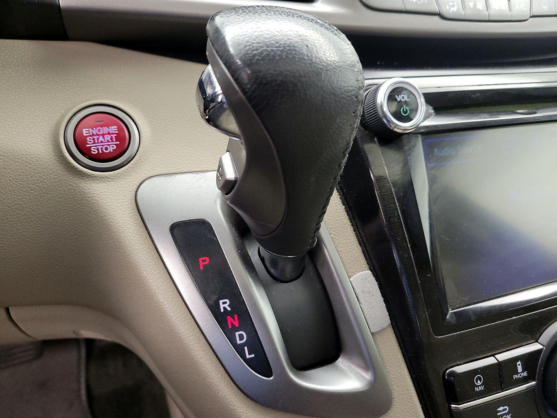 Thumbnail: 2016 Honda Odyssey - 18