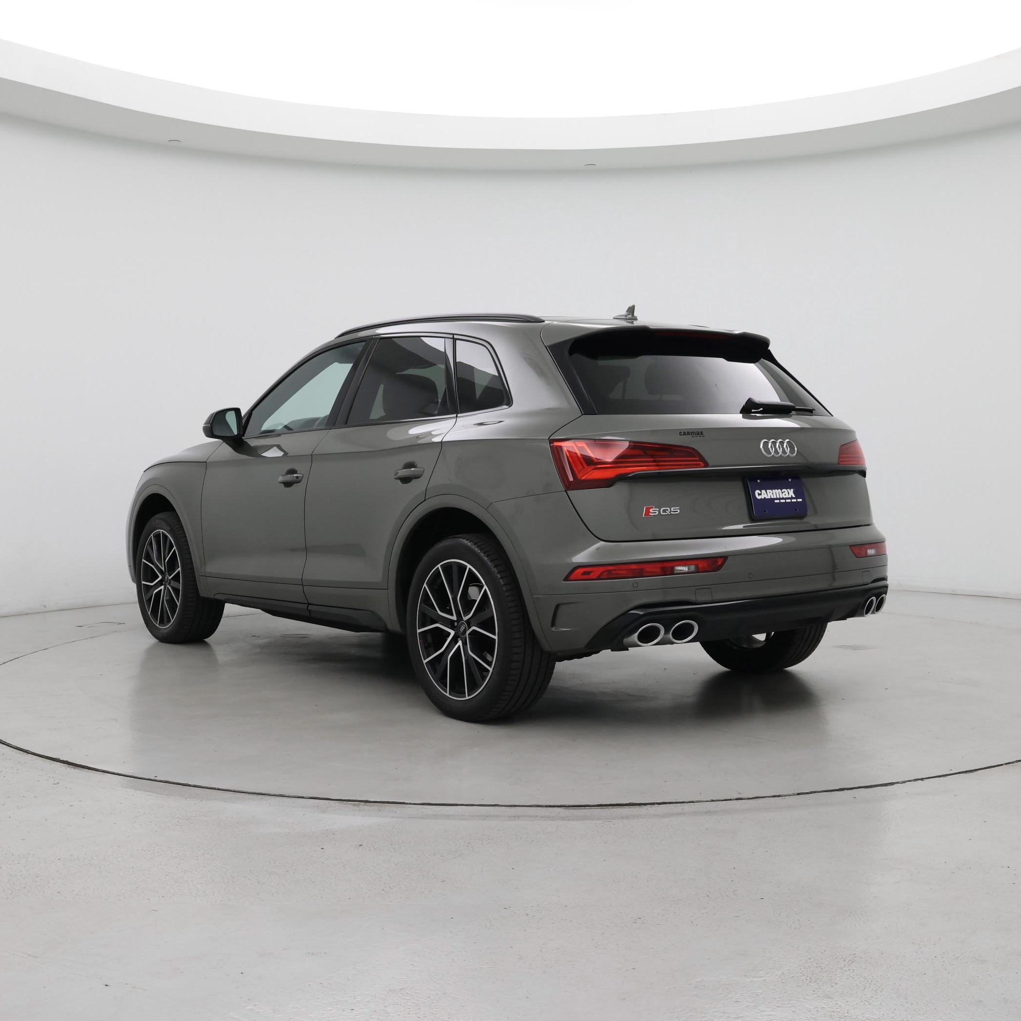 Thumbnail: 2023 Audi SQ5 - 2