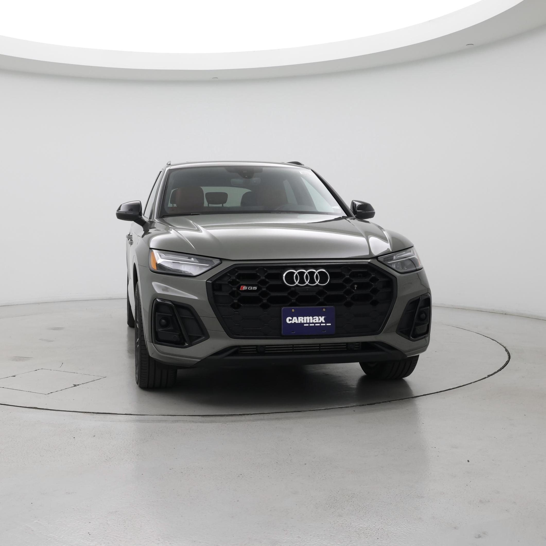 Thumbnail: 2023 Audi SQ5 - 5