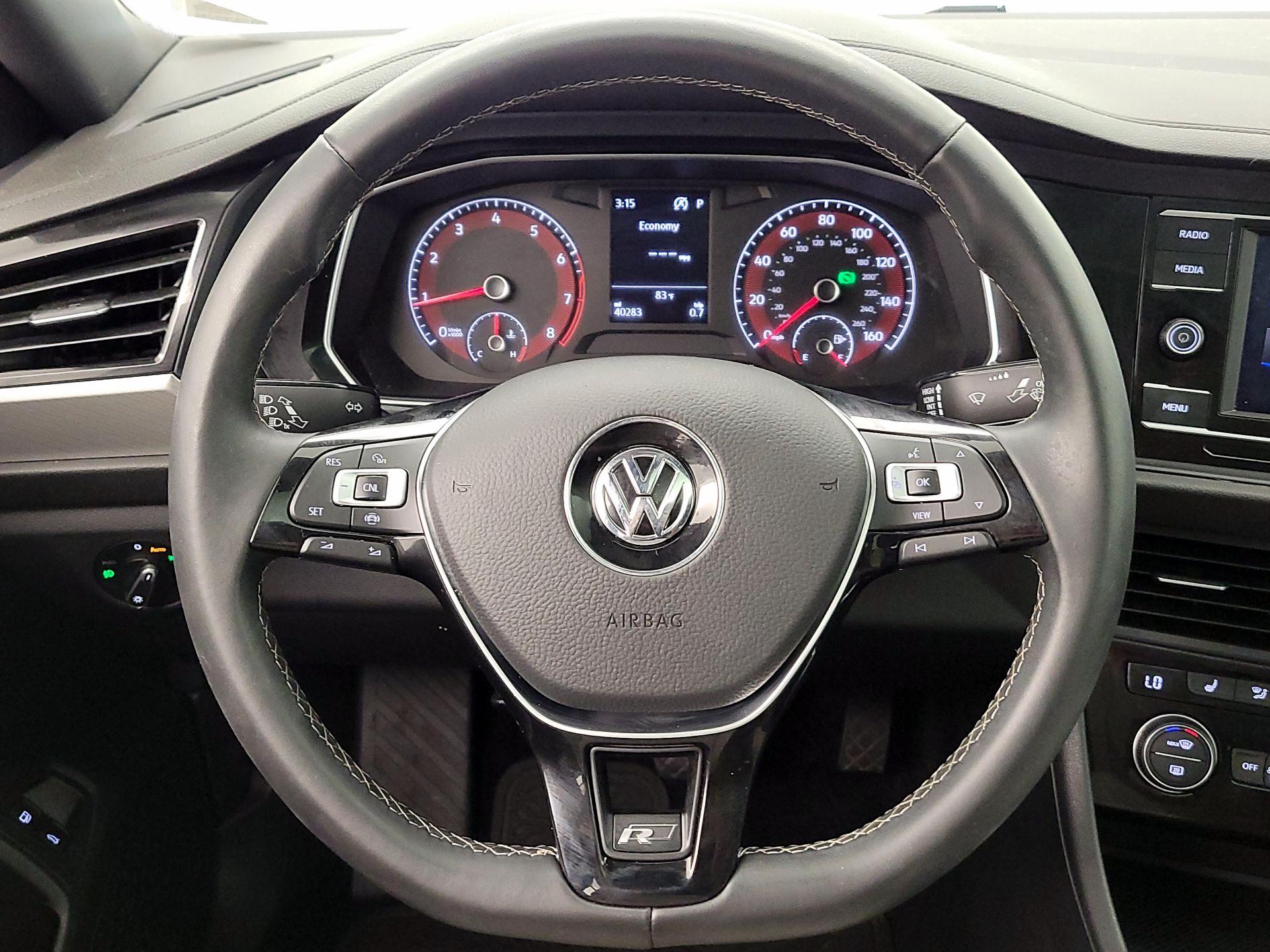 Thumbnail: 2021 Volkswagen Jetta - 10