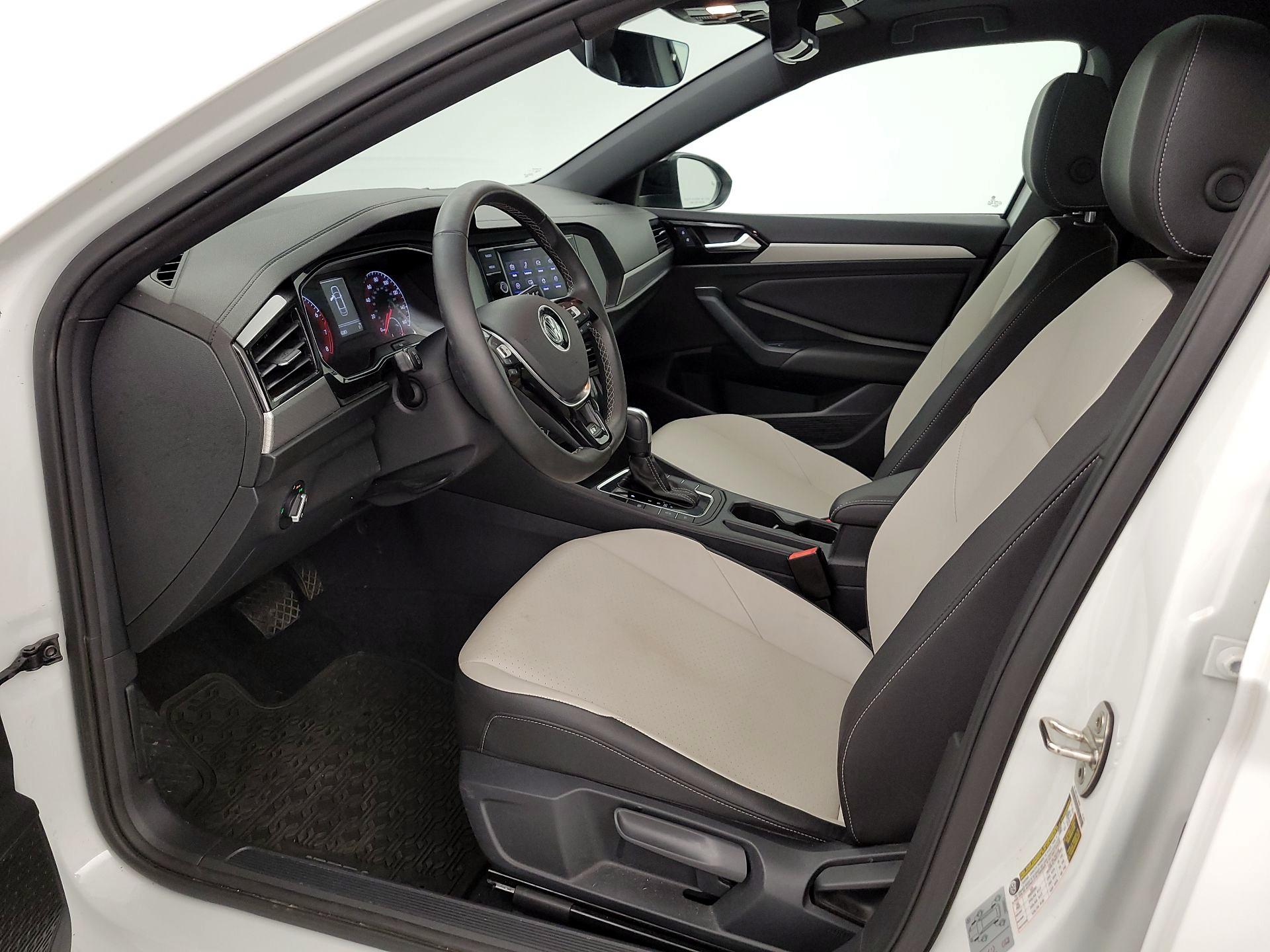 Thumbnail: 2021 Volkswagen Jetta - 11