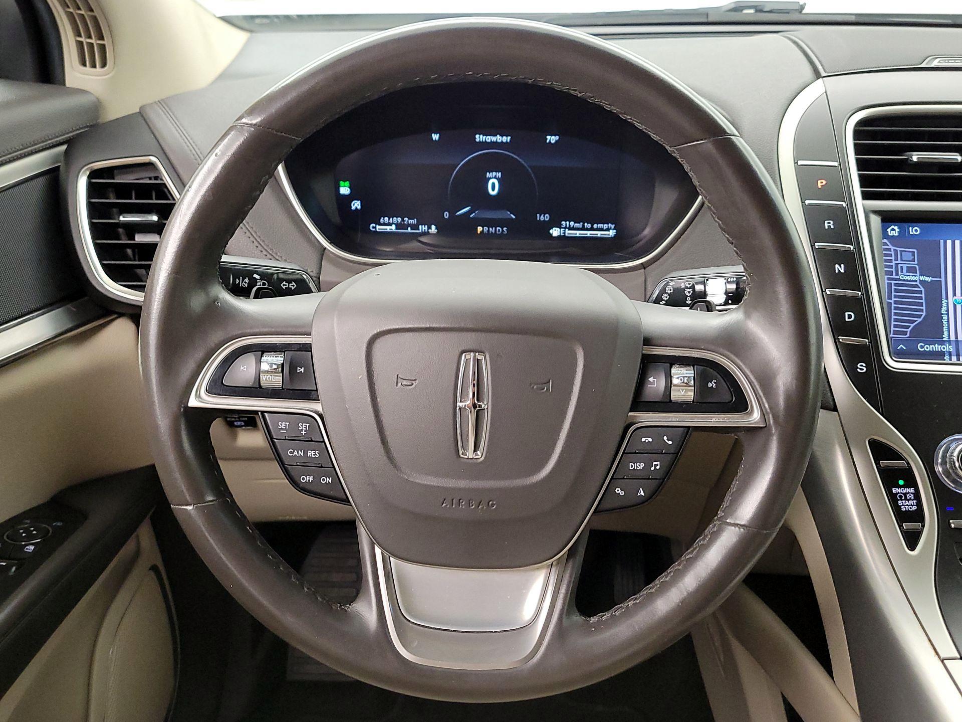 Thumbnail: 2020 Lincoln Nautilus - 10