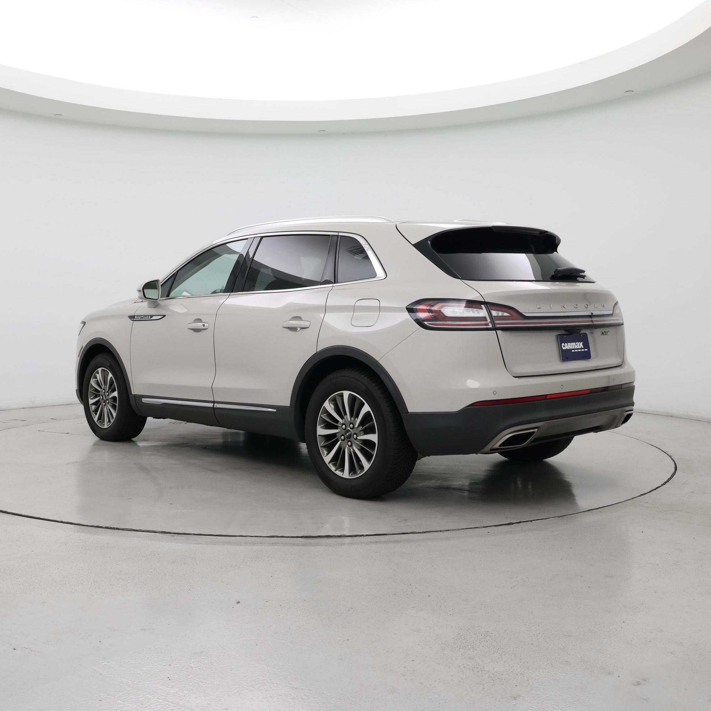 Thumbnail: 2020 Lincoln Nautilus - 2