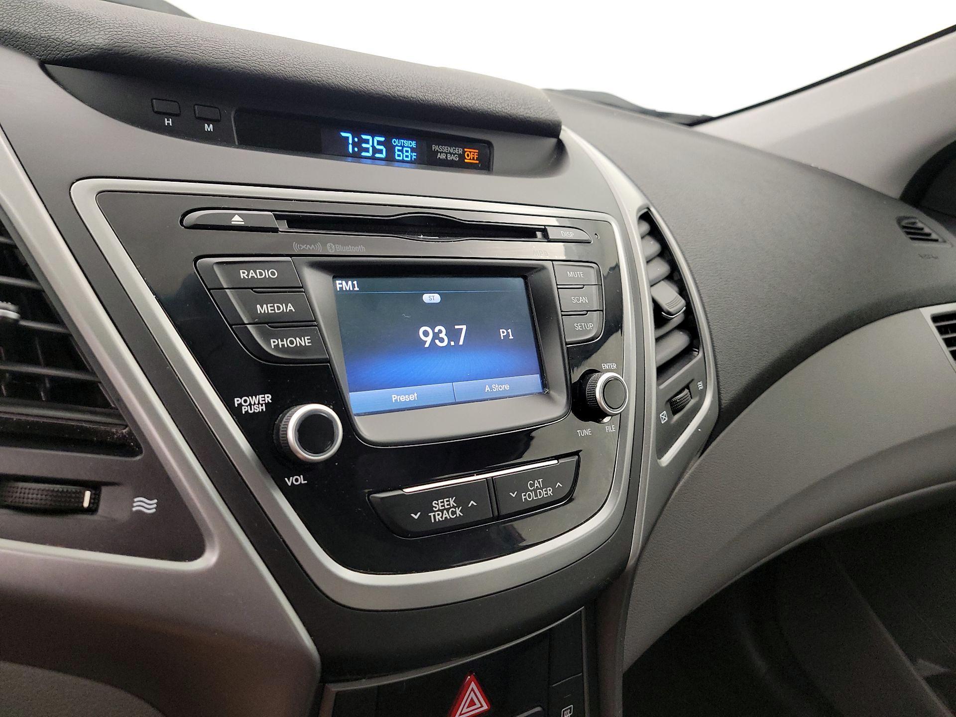 Thumbnail: 2015 Hyundai Elantra - 15