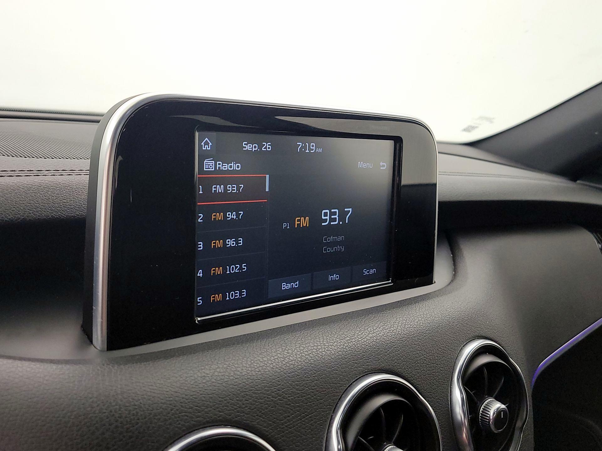 Thumbnail: 2019 Kia Stinger - 15