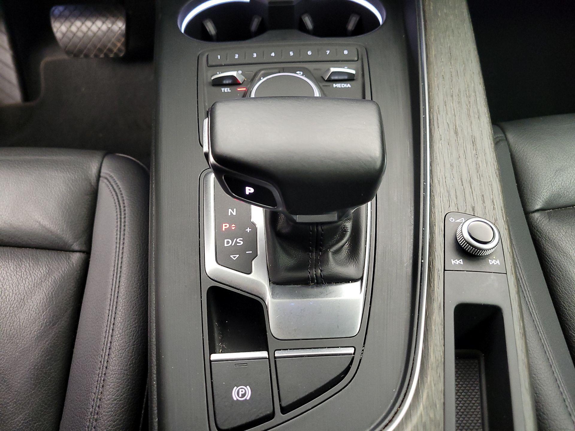 Thumbnail: 2019 Audi A5 - 17
