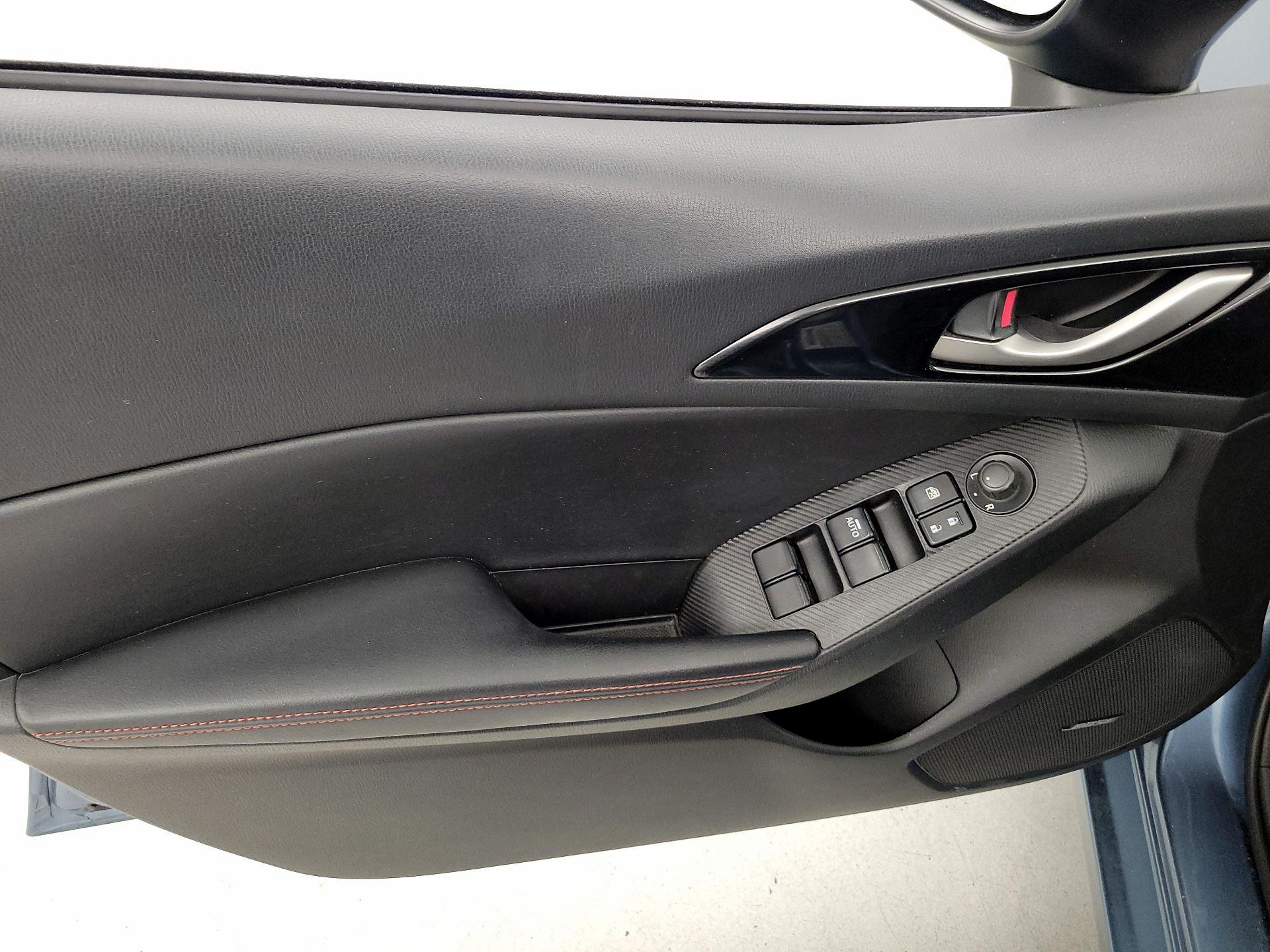 Thumbnail: 2014 Mazda Mazda3 - 12