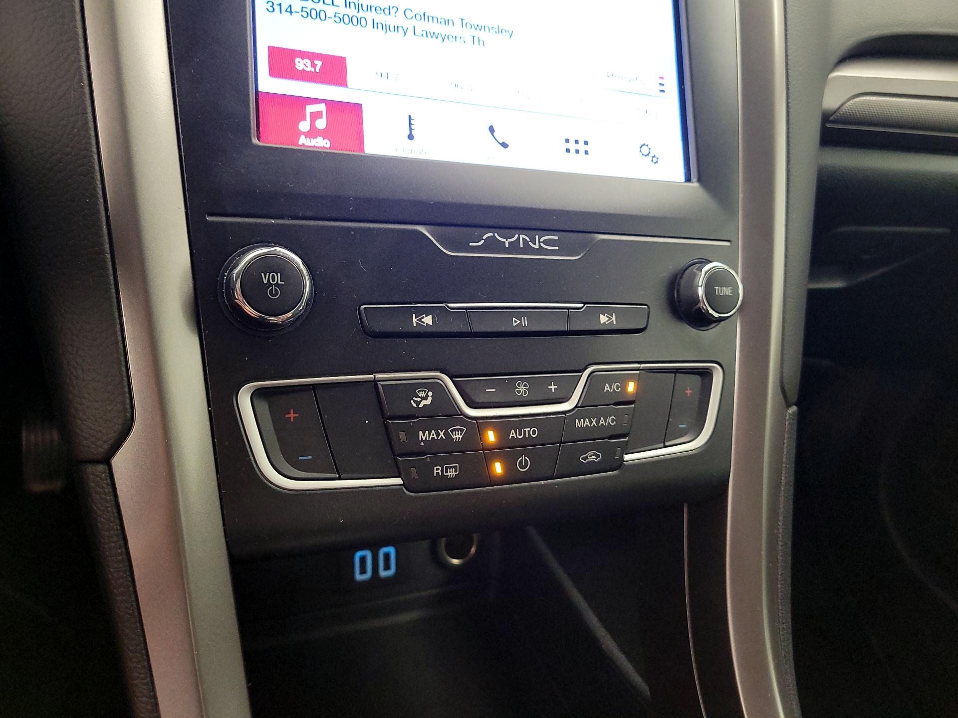 Thumbnail: 2019 Ford Fusion - 16