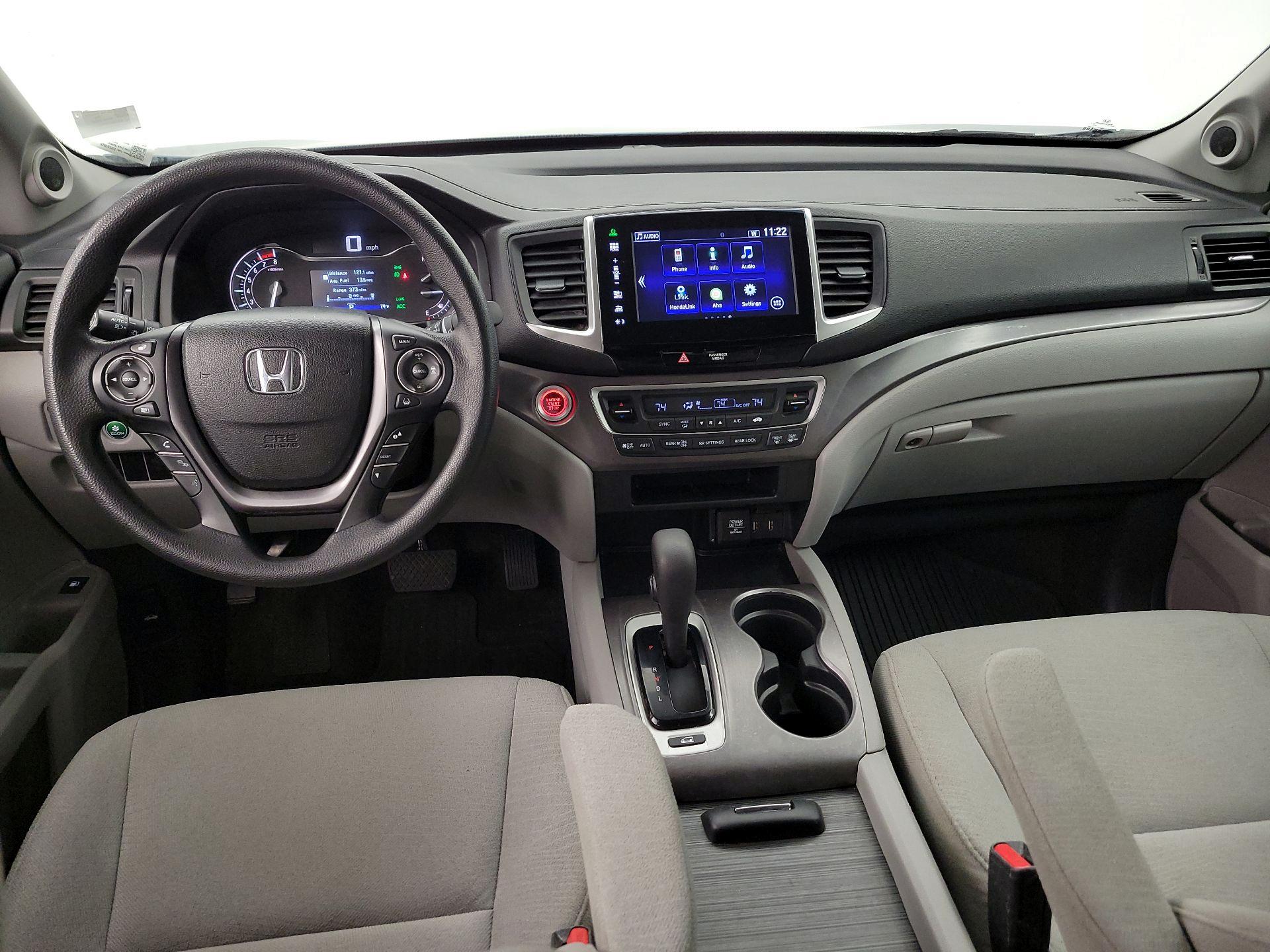 Thumbnail: 2016 Honda Pilot - 9