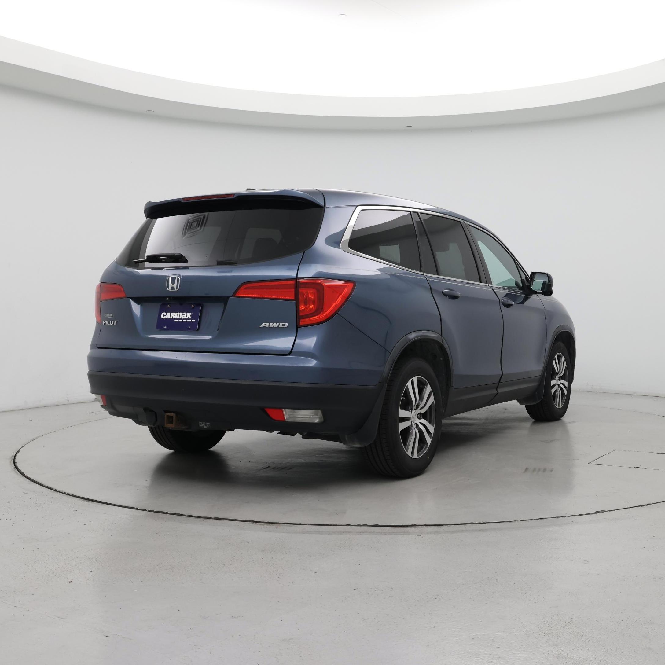 Thumbnail: 2016 Honda Pilot - 8