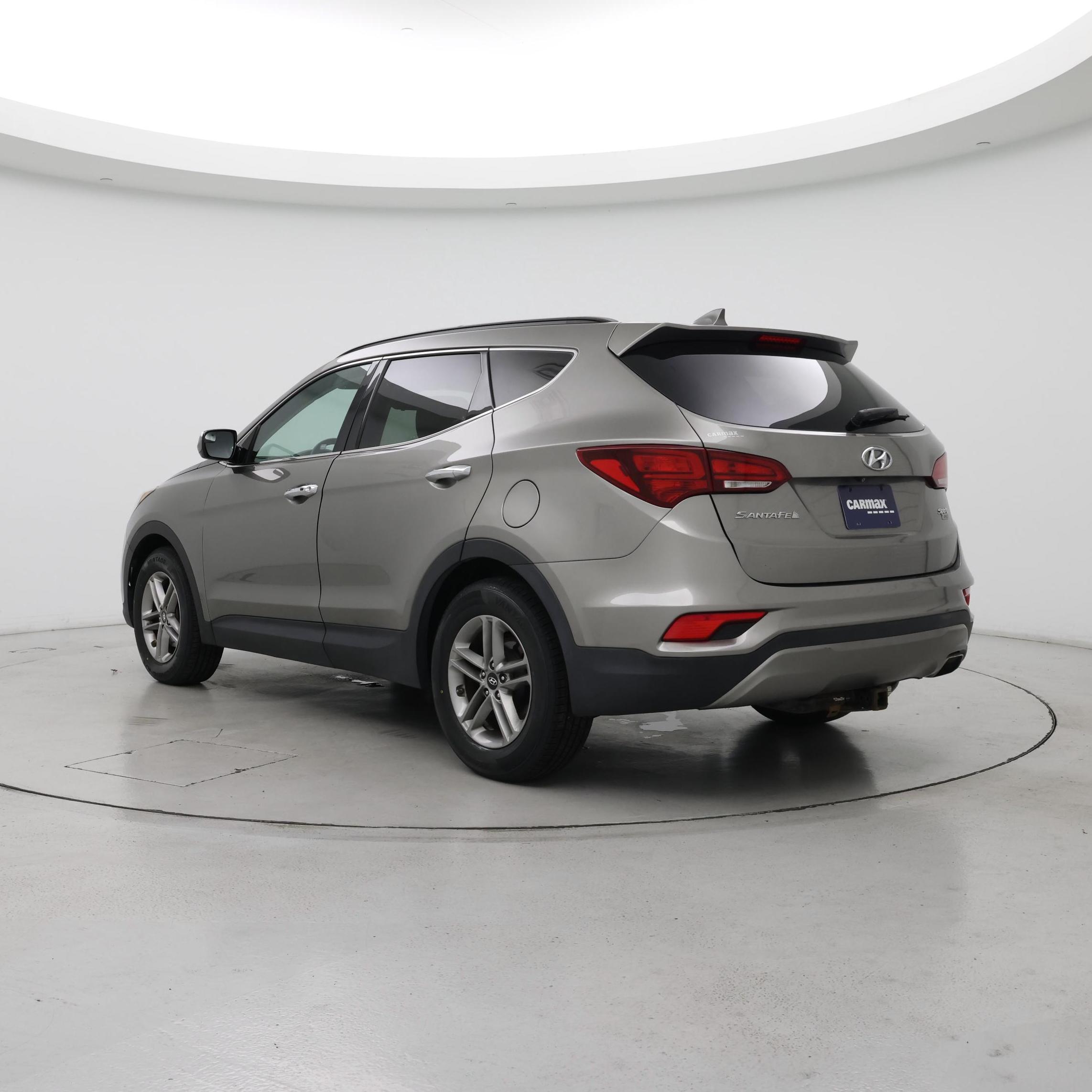Thumbnail: 2018 Hyundai Santa Fe - 2