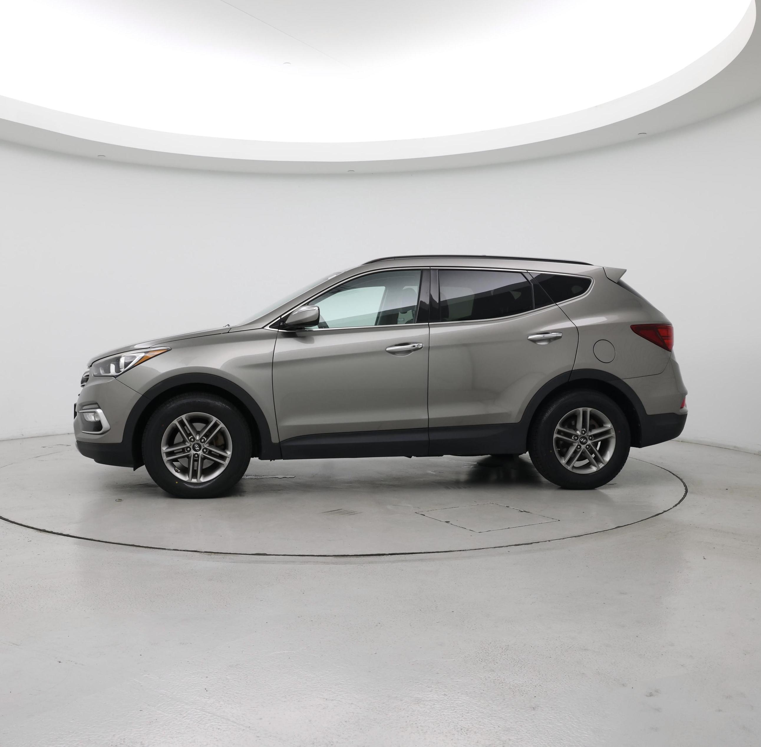Thumbnail: 2018 Hyundai Santa Fe - 3