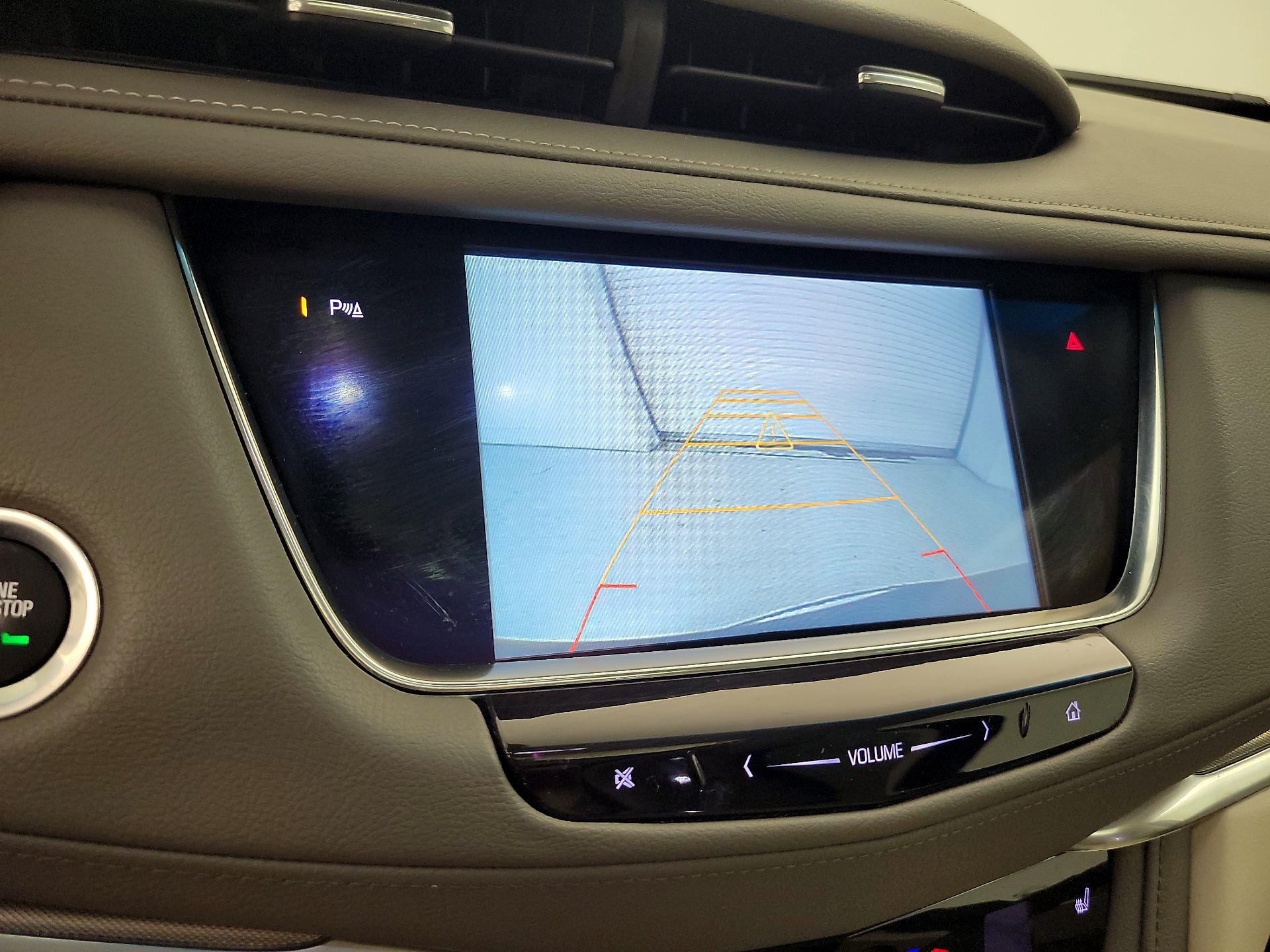 Thumbnail: 2017 Cadillac XT5 - 15