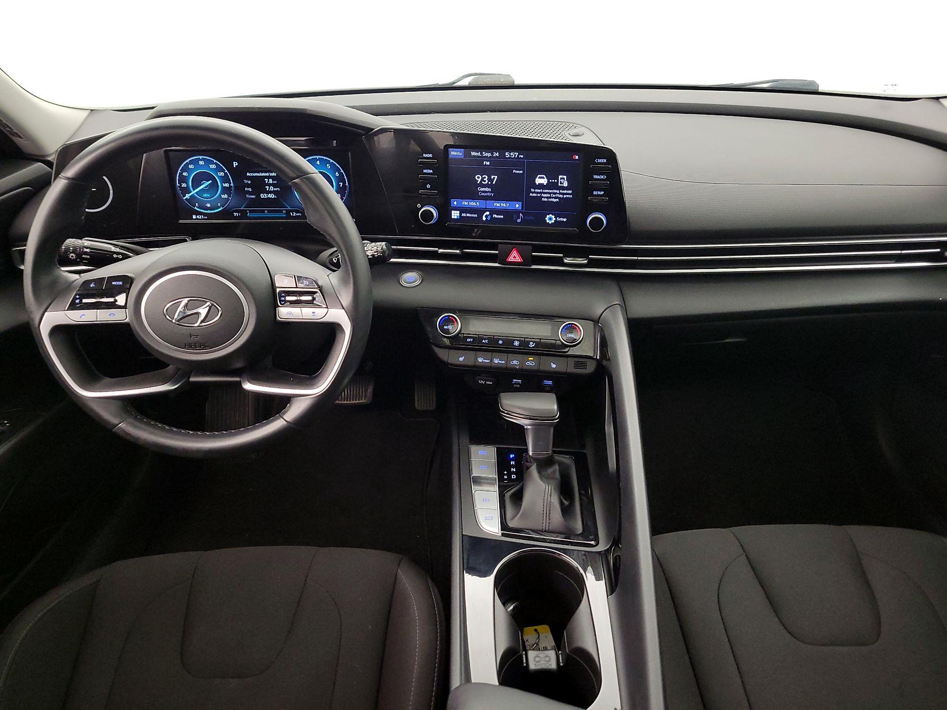 Thumbnail: 2021 Hyundai Elantra - 9