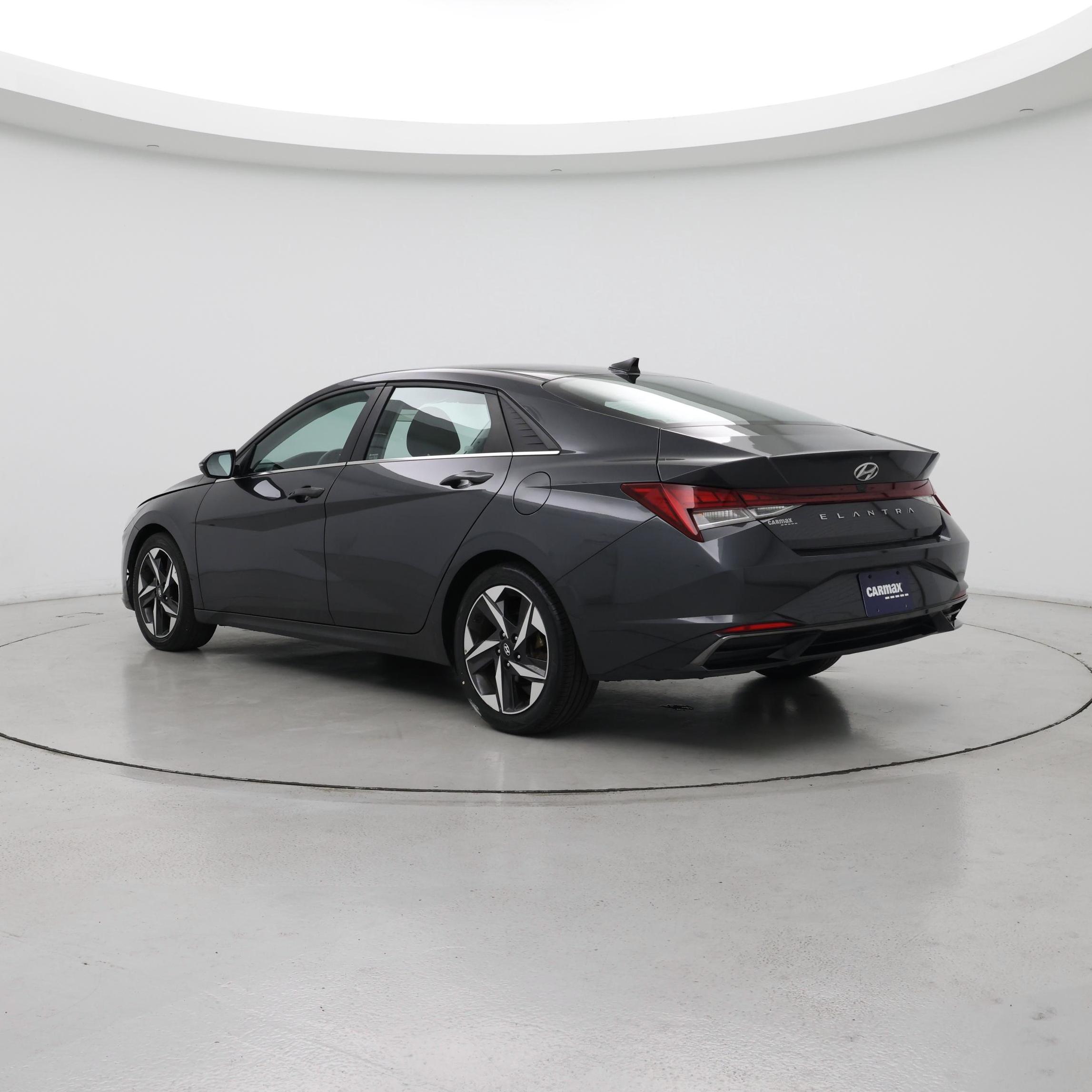 Thumbnail: 2021 Hyundai Elantra - 2