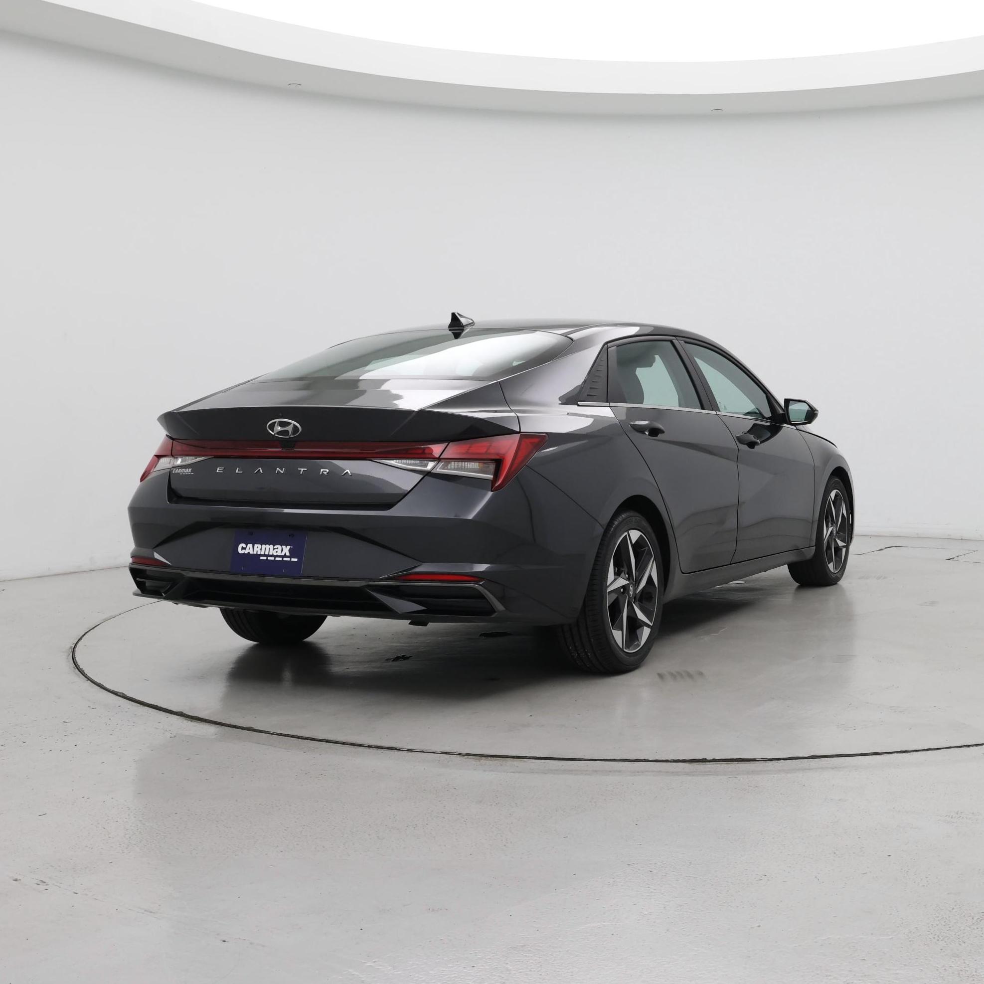 Thumbnail: 2021 Hyundai Elantra - 8