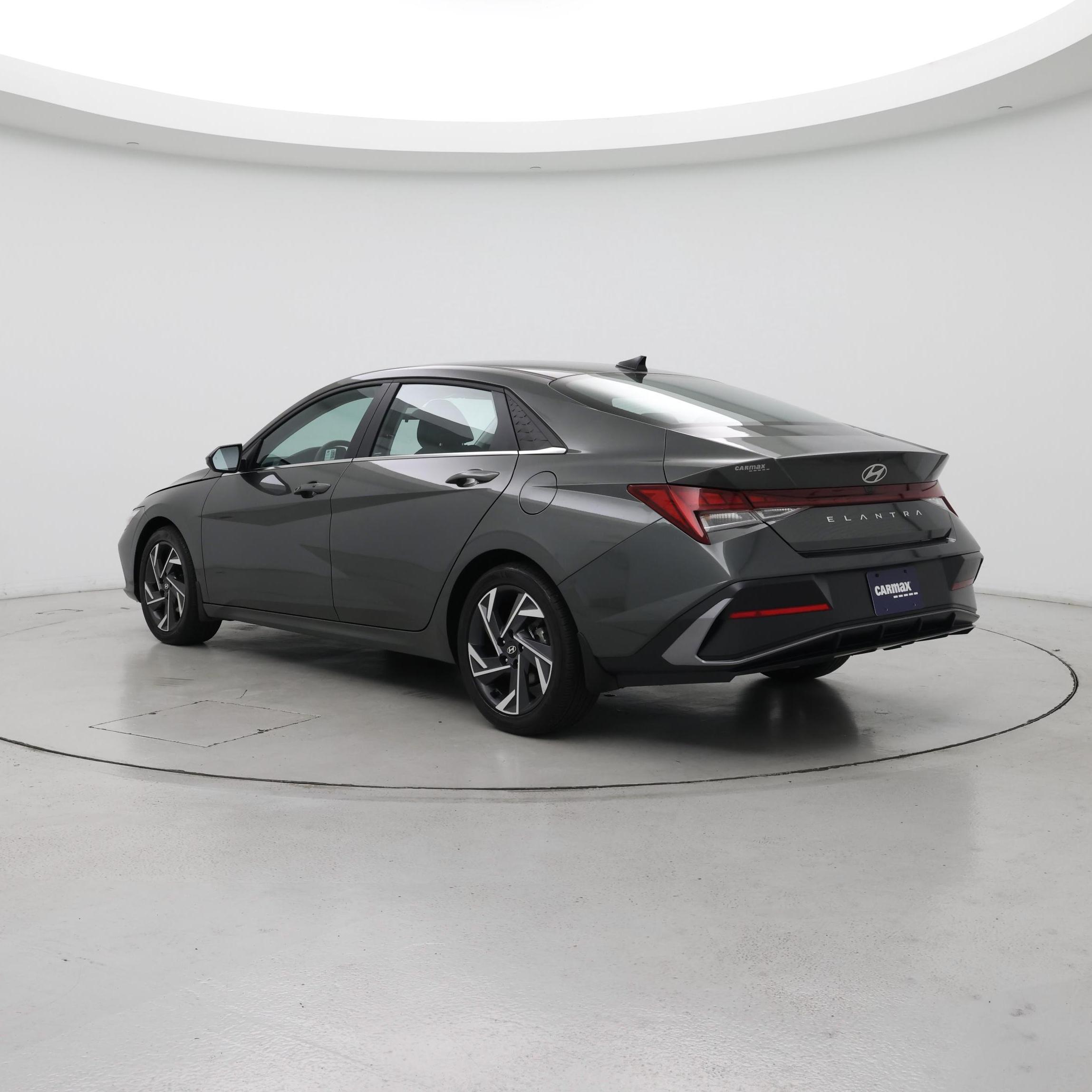 Thumbnail: 2024 Hyundai Elantra - 2