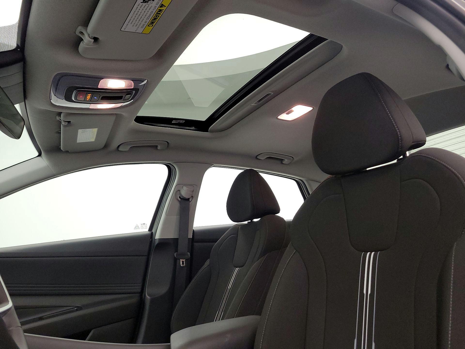 Thumbnail: 2024 Hyundai Elantra - 20