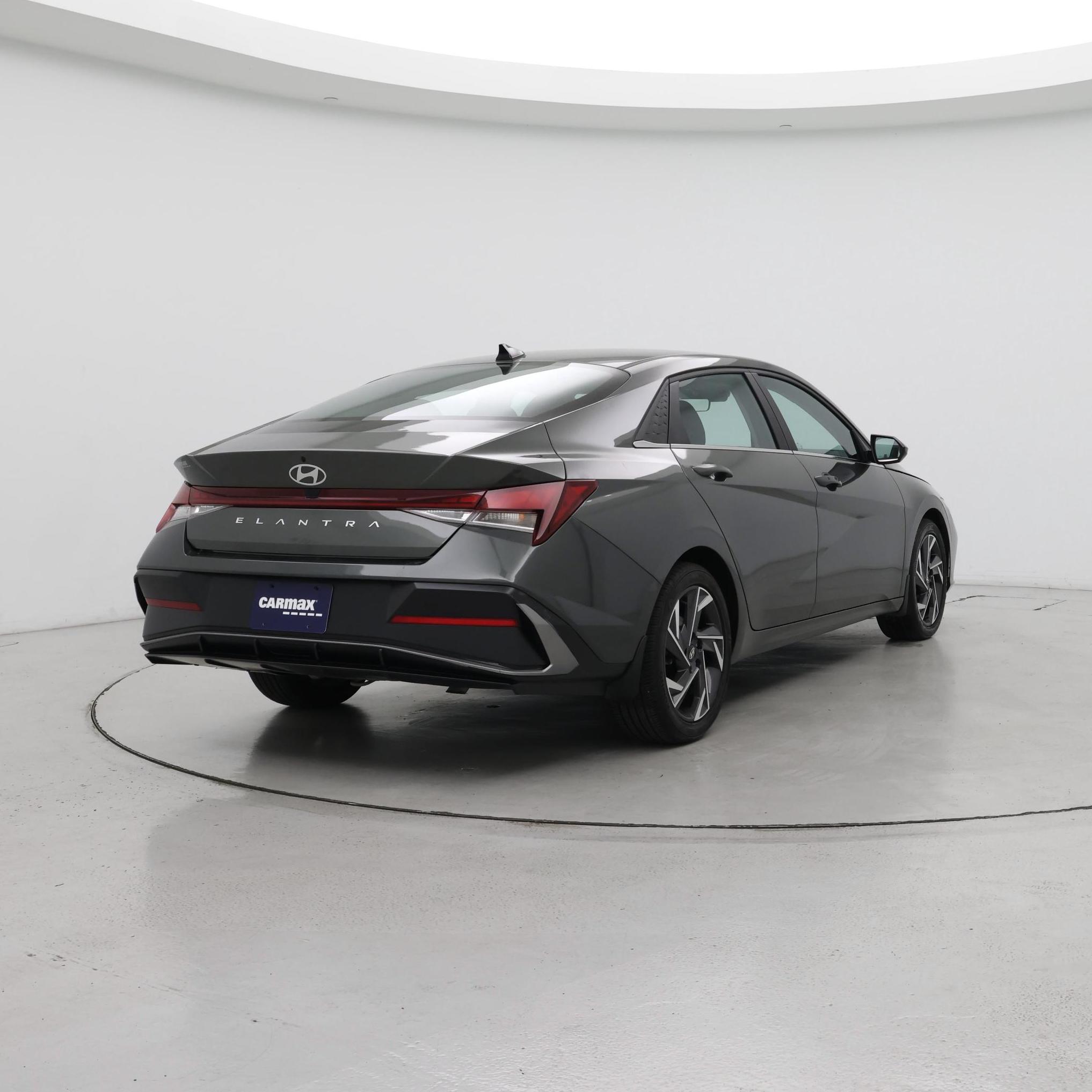 Thumbnail: 2024 Hyundai Elantra - 8