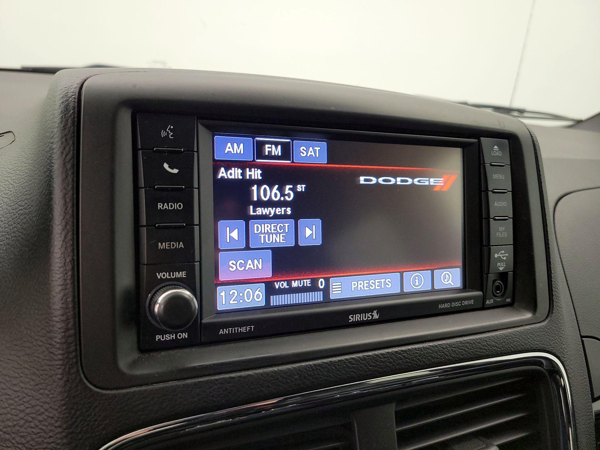 Thumbnail: 2017 Dodge Grand Caravan - 15