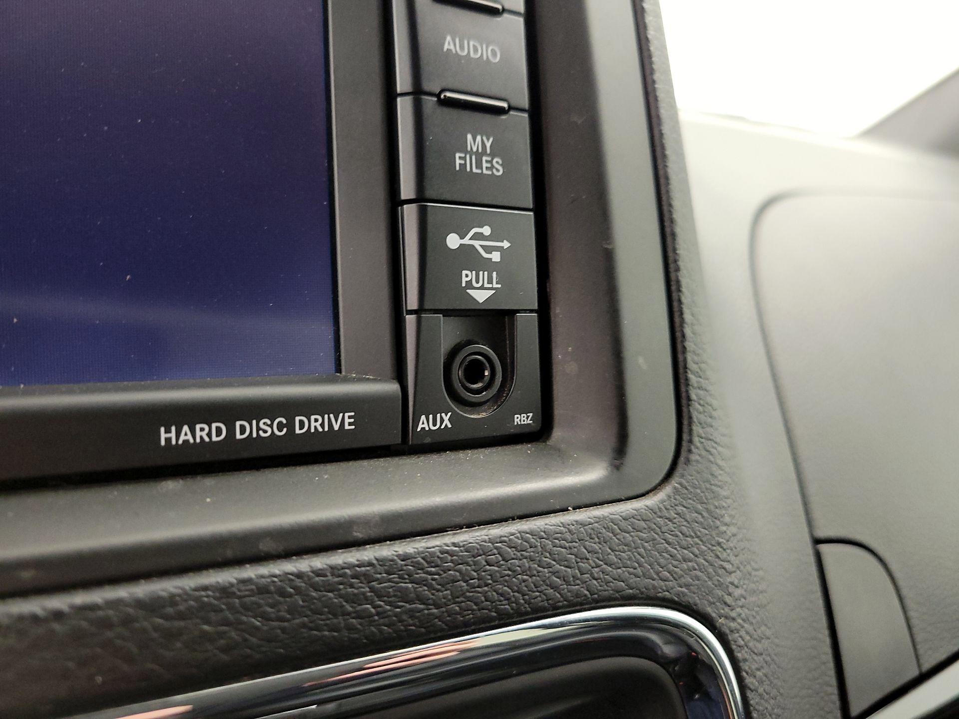 Thumbnail: 2017 Dodge Grand Caravan - 18
