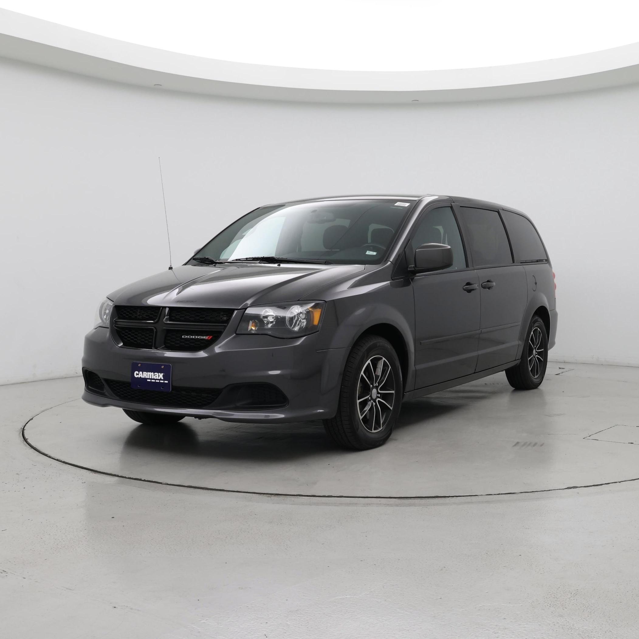 Thumbnail: 2017 Dodge Grand Caravan - 4