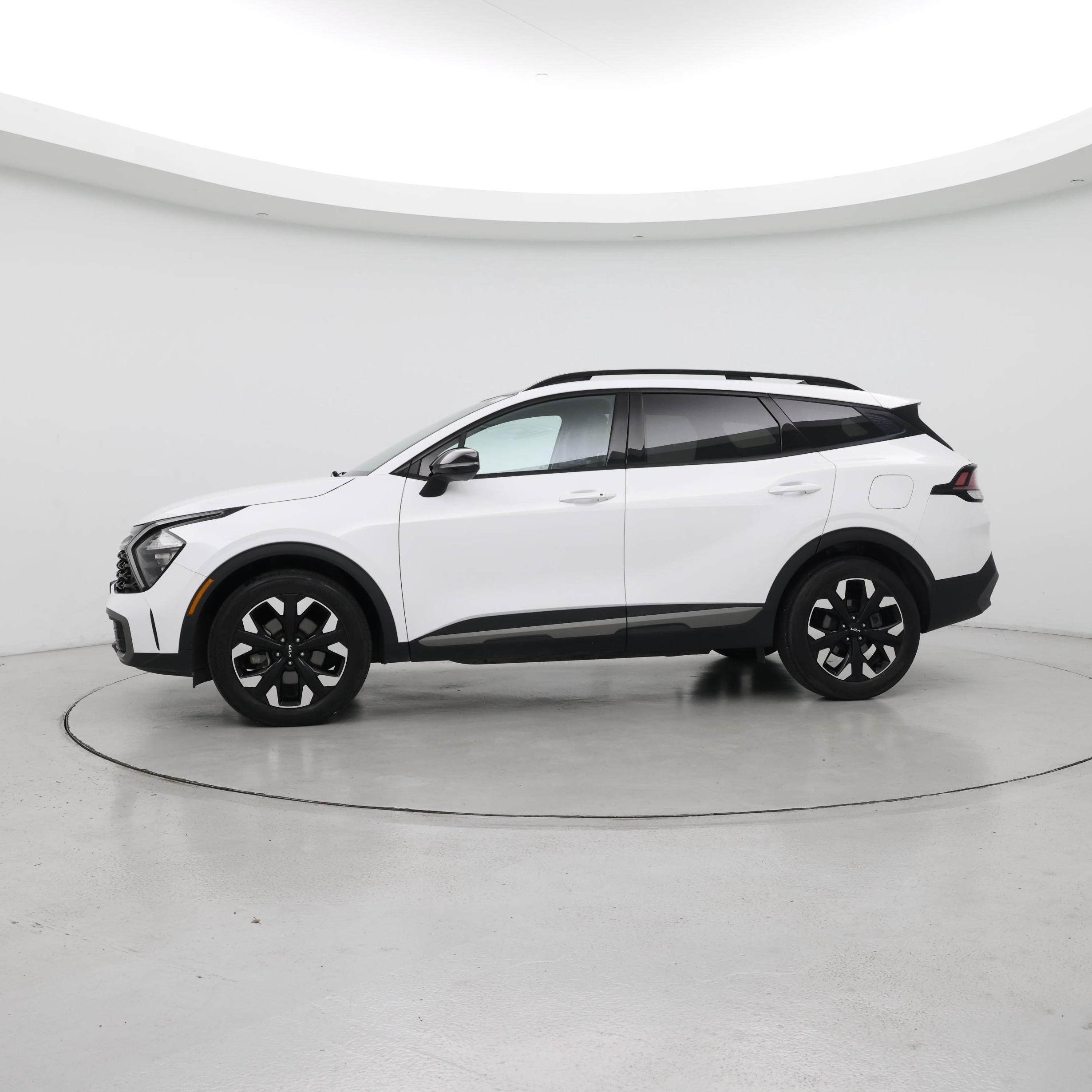 Thumbnail: 2023 Kia Sportage - 3