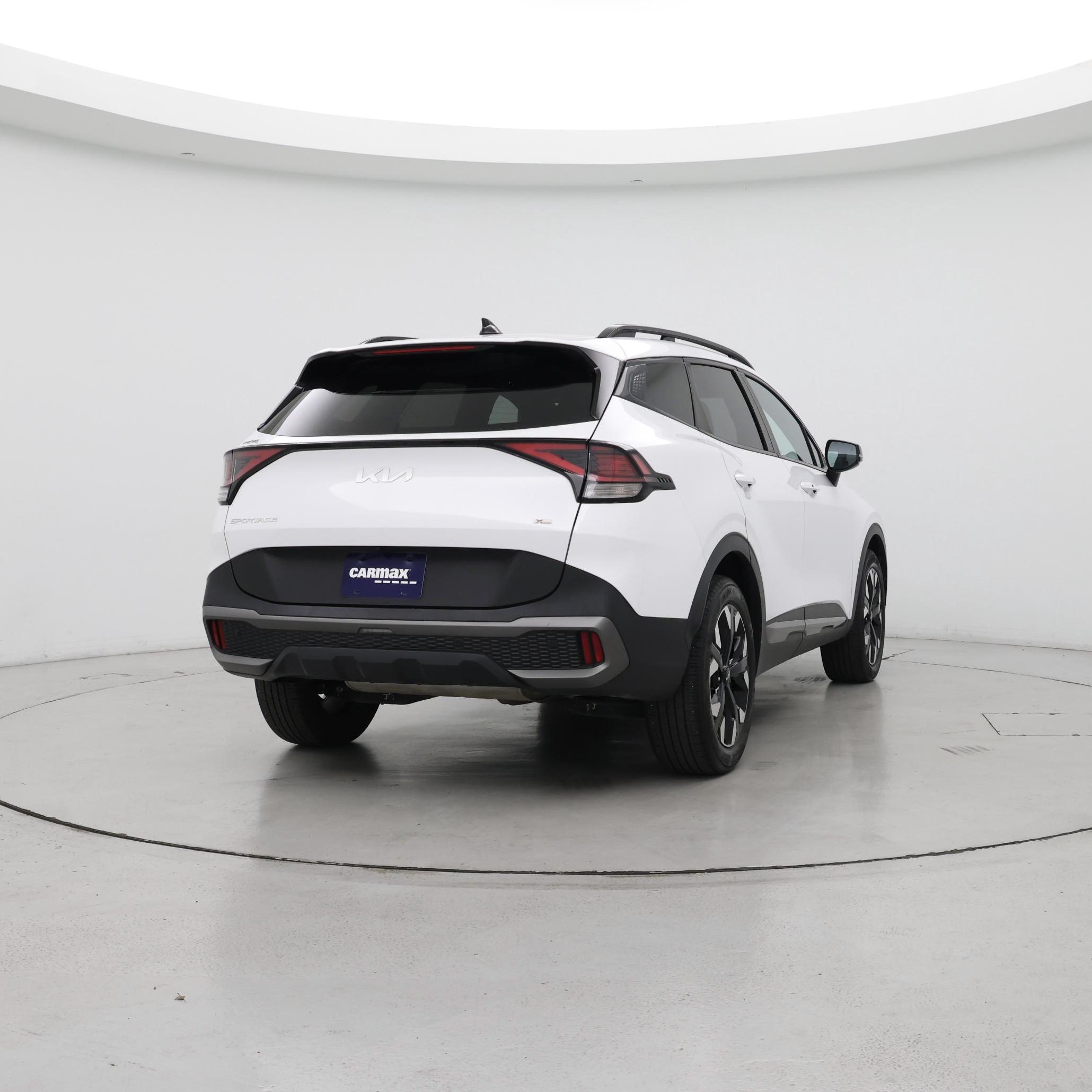 Thumbnail: 2023 Kia Sportage - 8