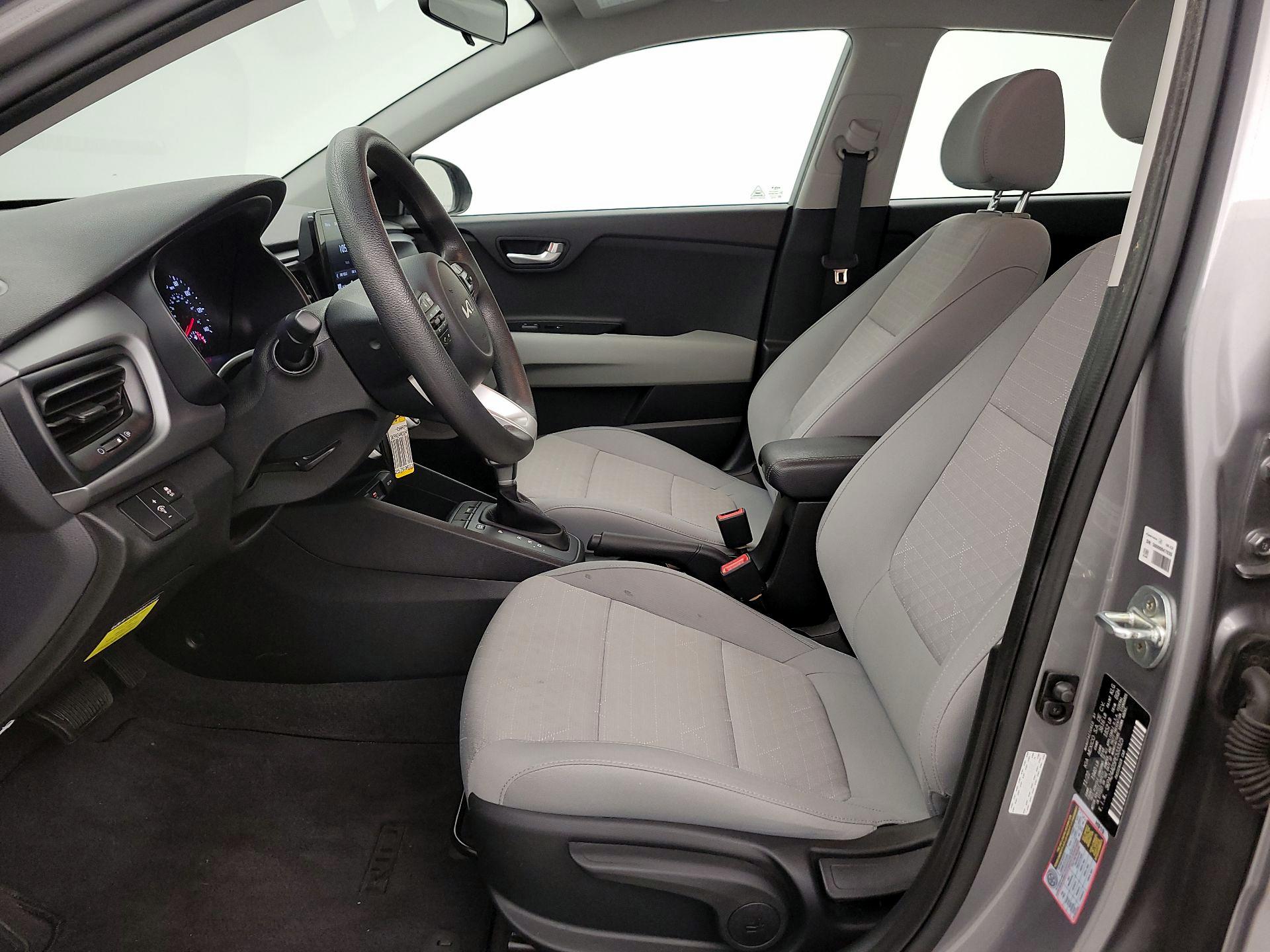 Thumbnail: 2023 Kia Rio - 11