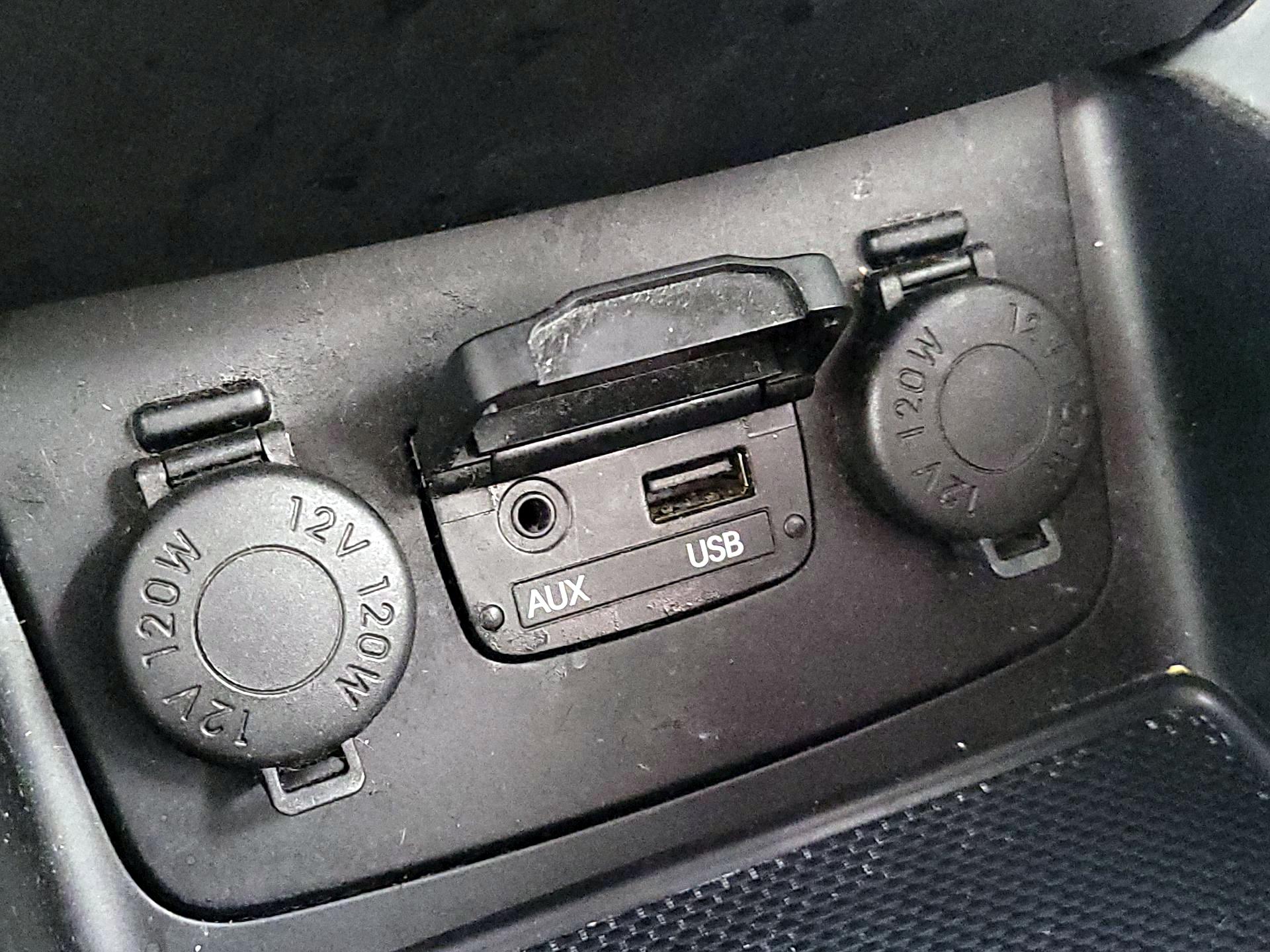 Thumbnail: 2014 Hyundai Sonata - 18