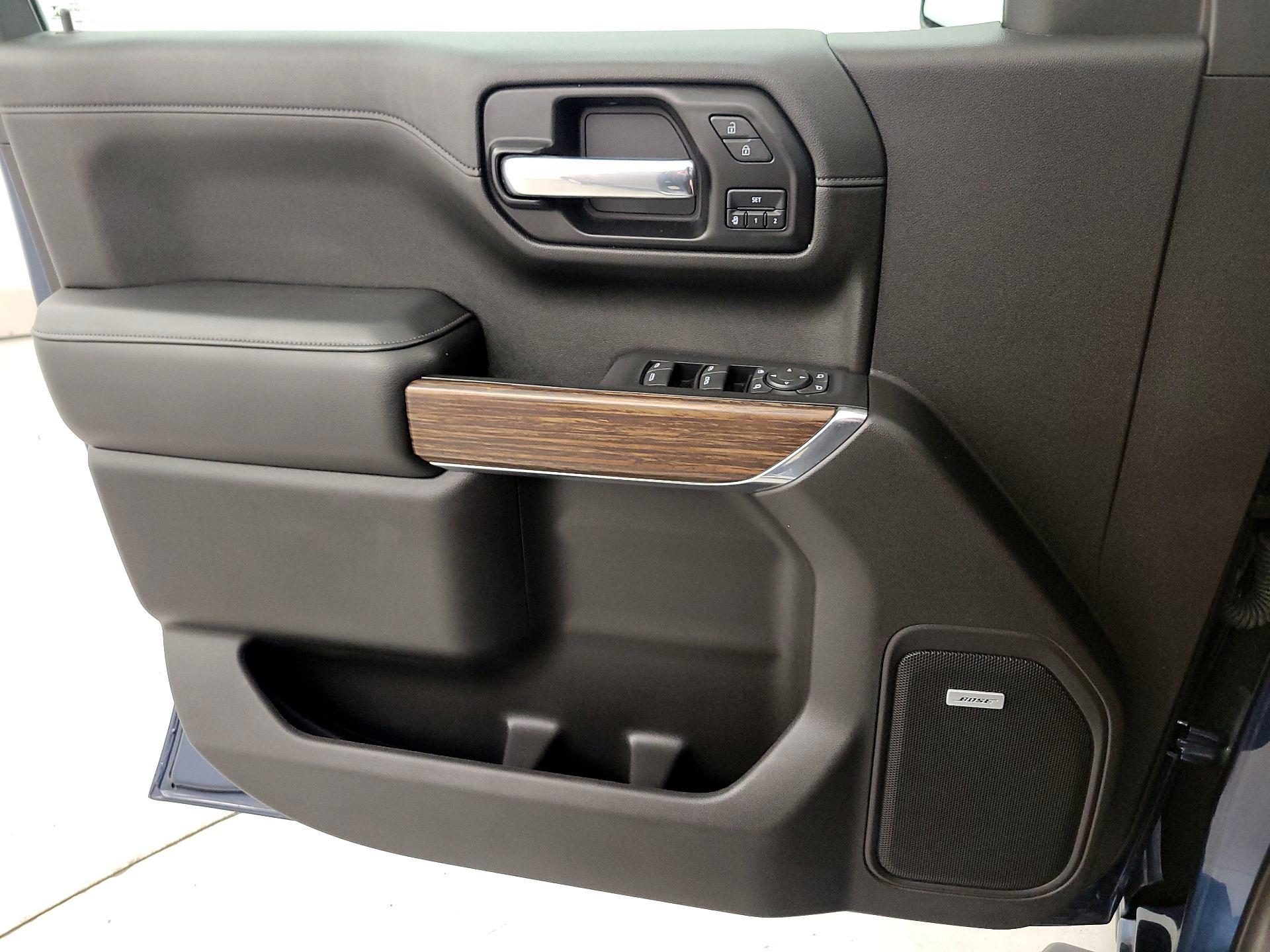 Thumbnail: 2021 Chevrolet Silverado 1500 - 12