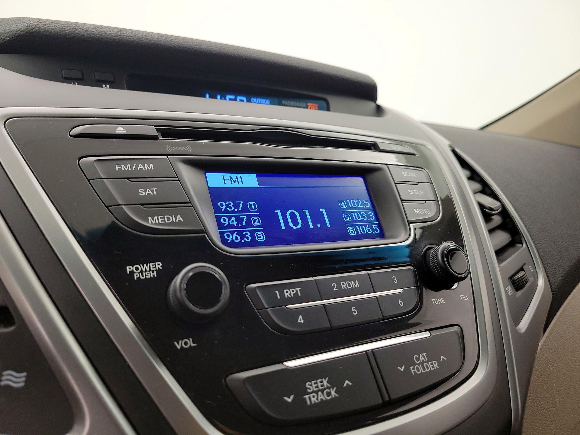 Thumbnail: 2016 Hyundai Elantra - 14