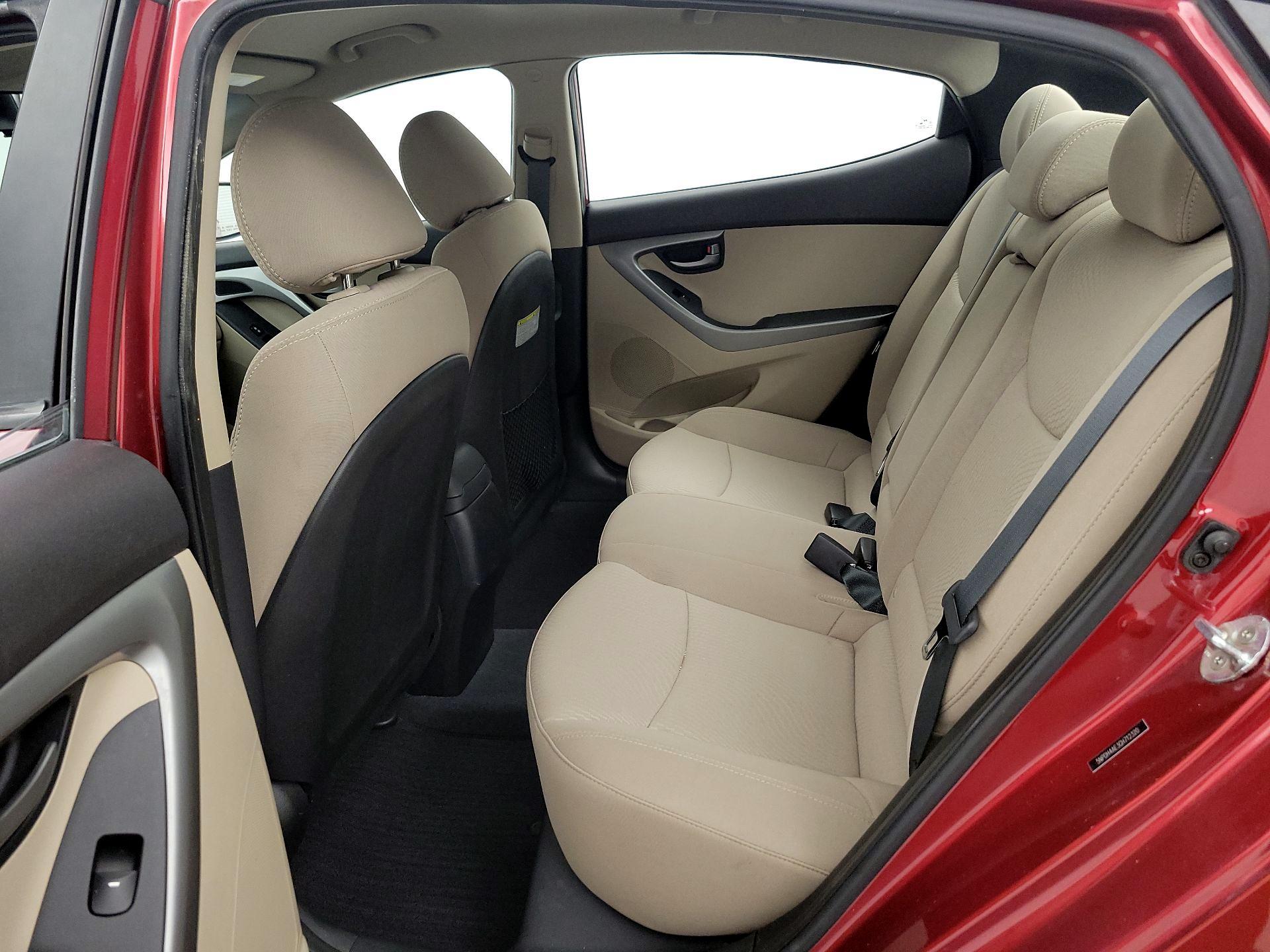 Thumbnail: 2016 Hyundai Elantra - 18