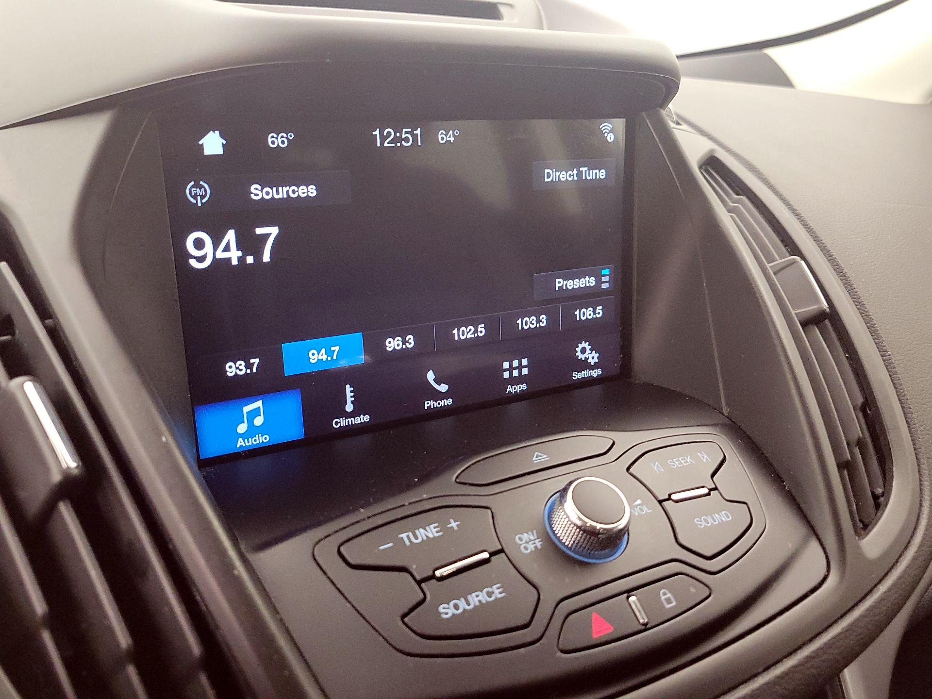 Thumbnail: 2016 Ford Escape - 15