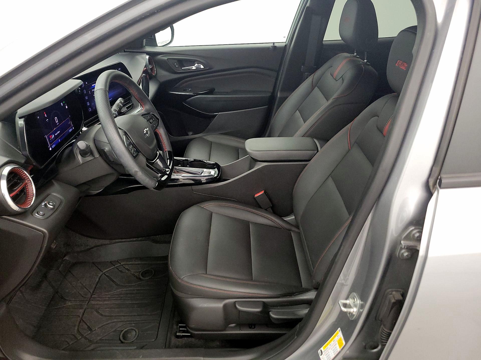 Thumbnail: 2025 Chevrolet Trax - 11