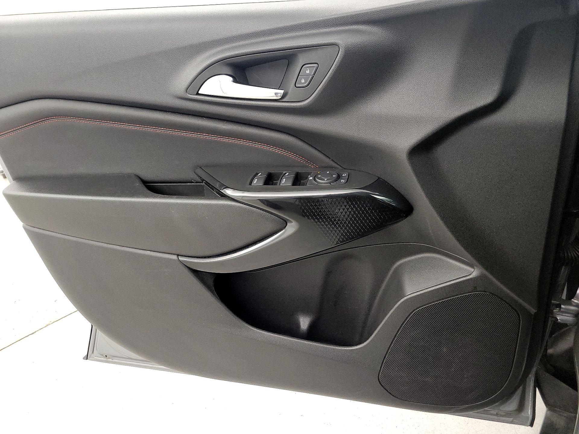 Thumbnail: 2025 Chevrolet Trax - 12