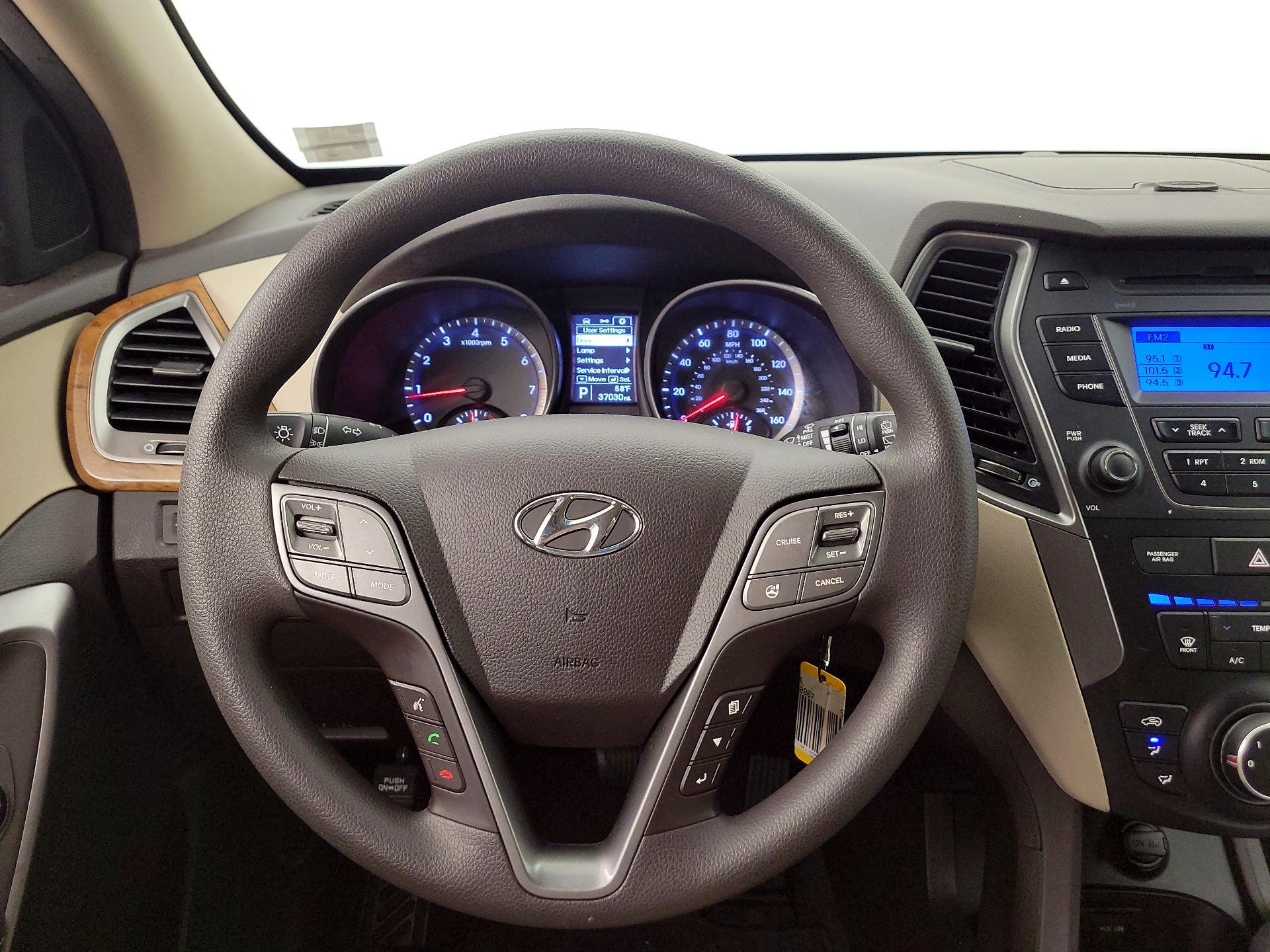 Thumbnail: 2014 Hyundai Santa Fe - 10