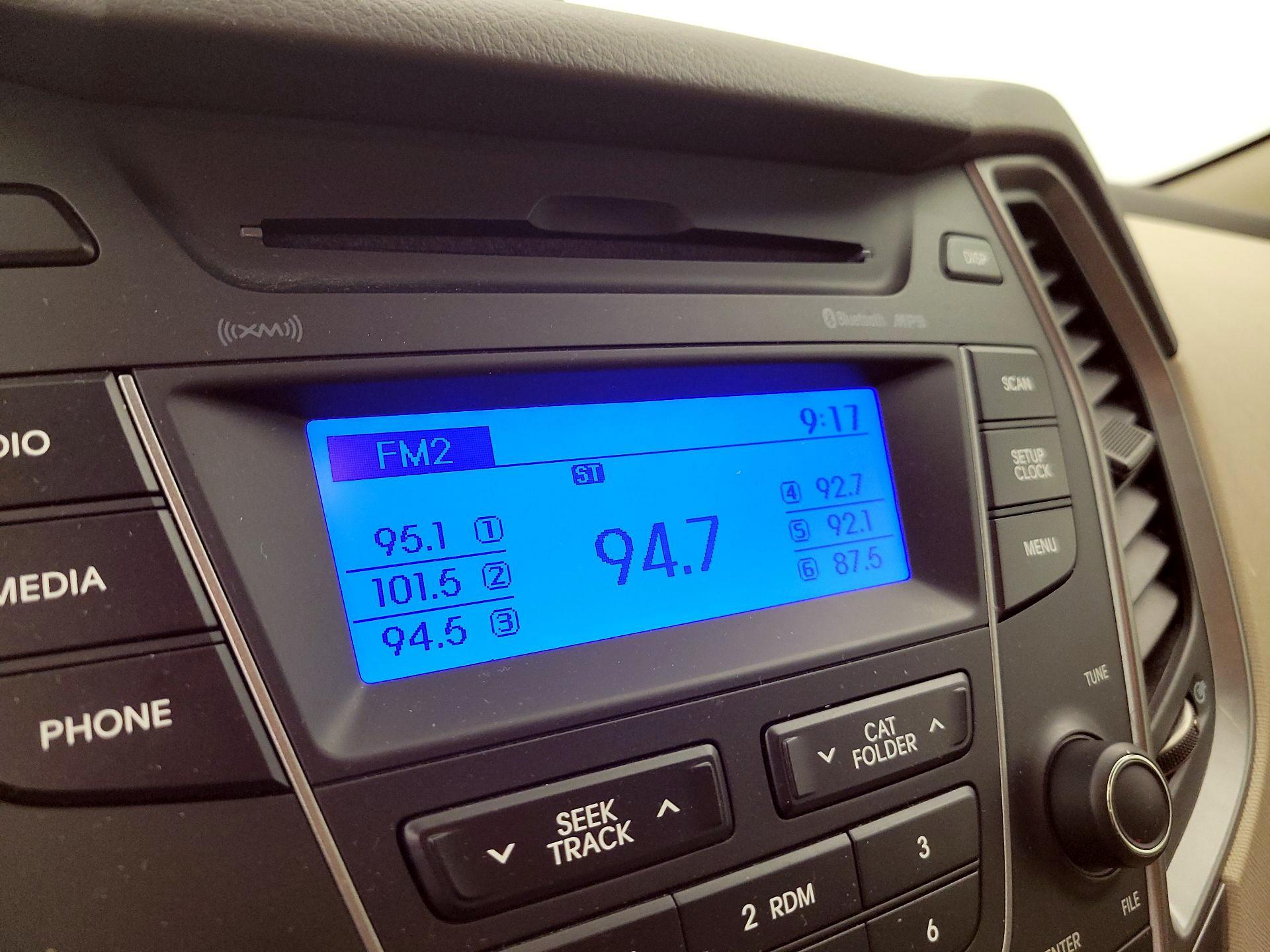 Thumbnail: 2014 Hyundai Santa Fe - 14