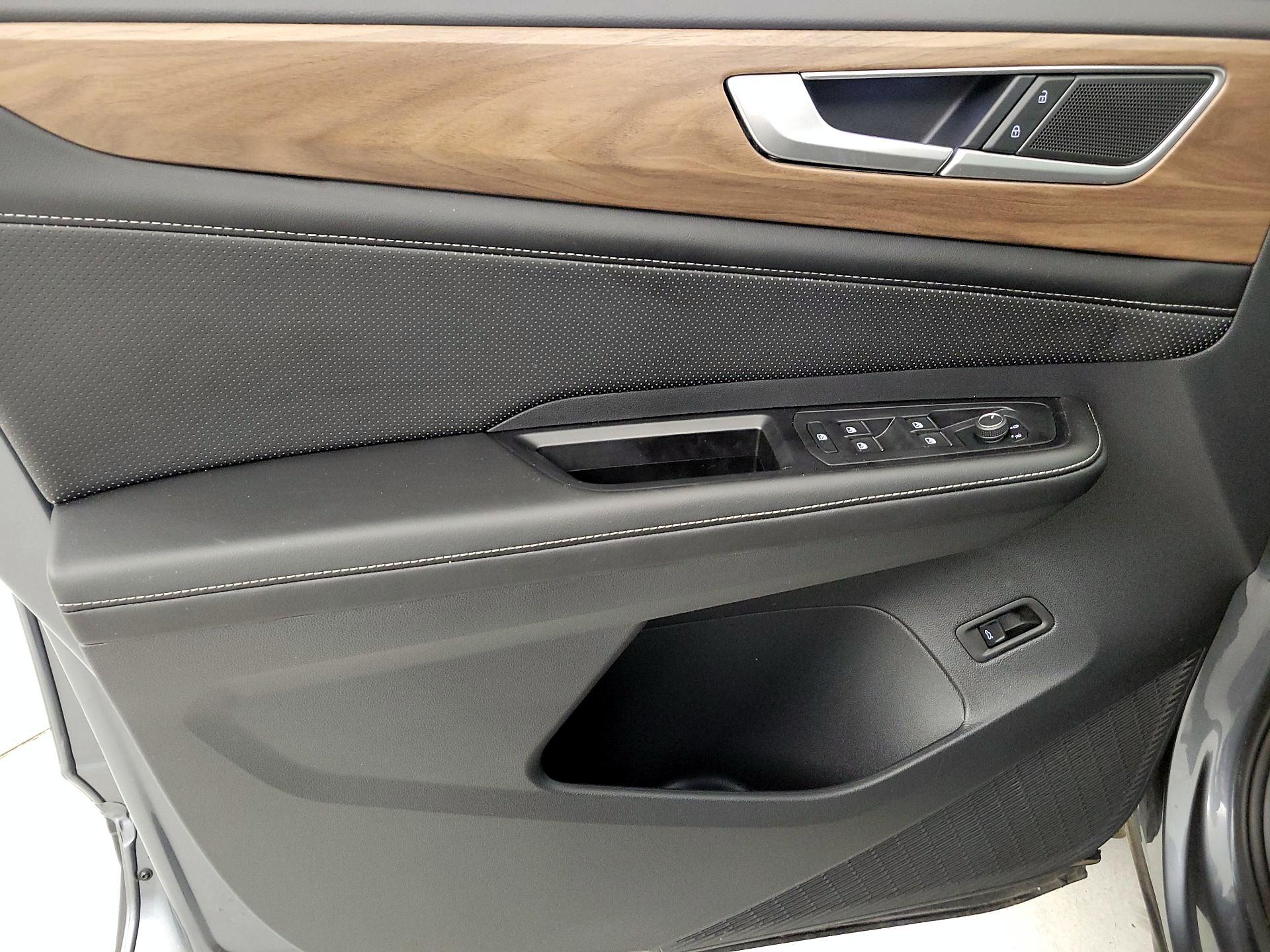 Thumbnail: 2024 Volkswagen Atlas - 12