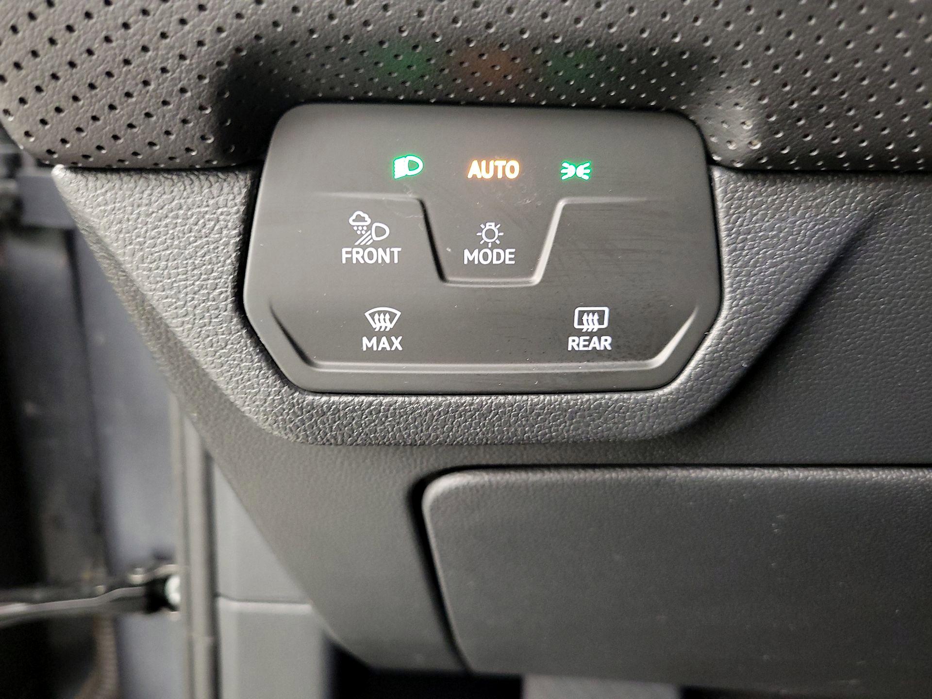 Thumbnail: 2024 Volkswagen Atlas - 13