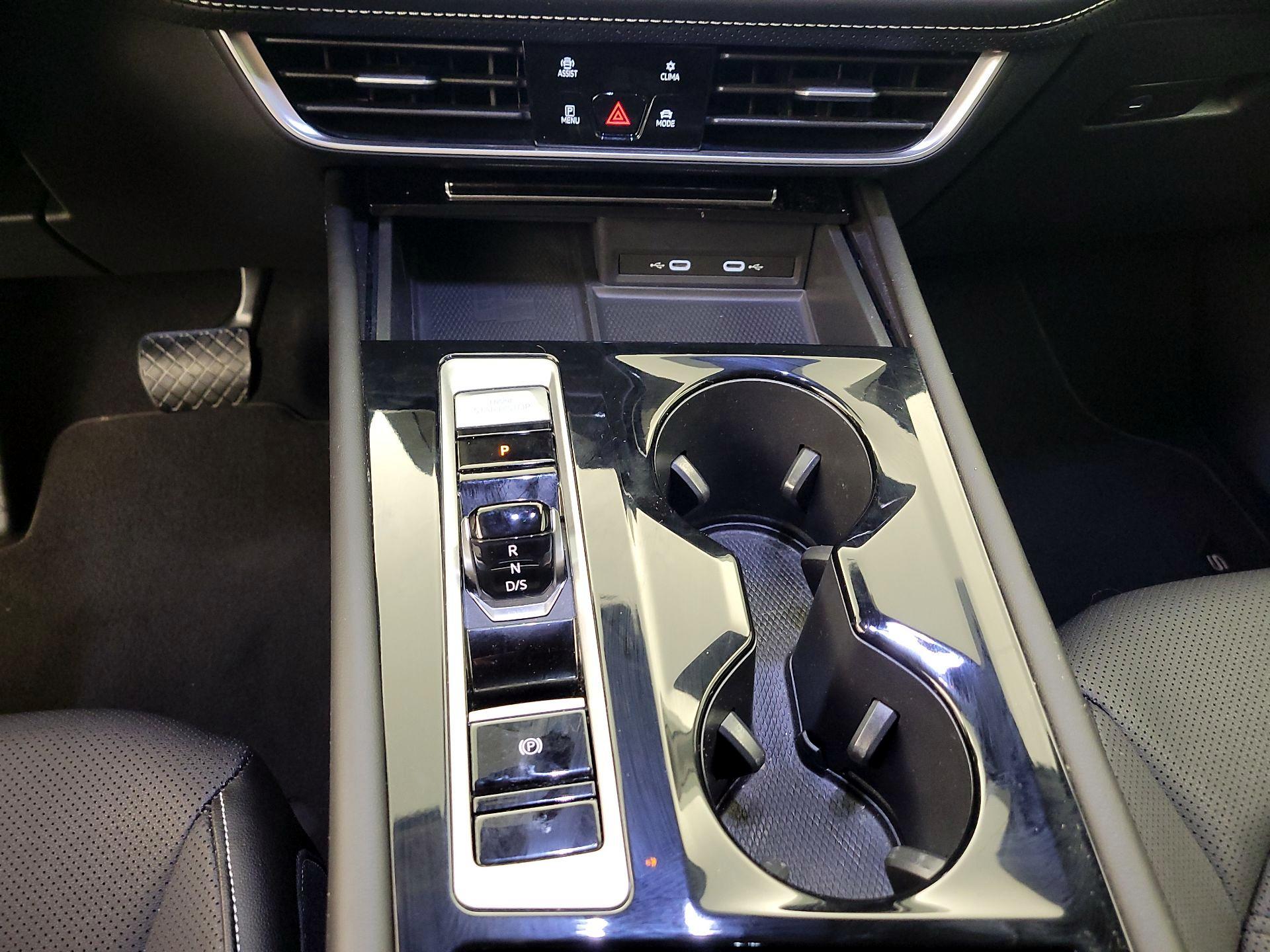 Thumbnail: 2024 Volkswagen Atlas - 17