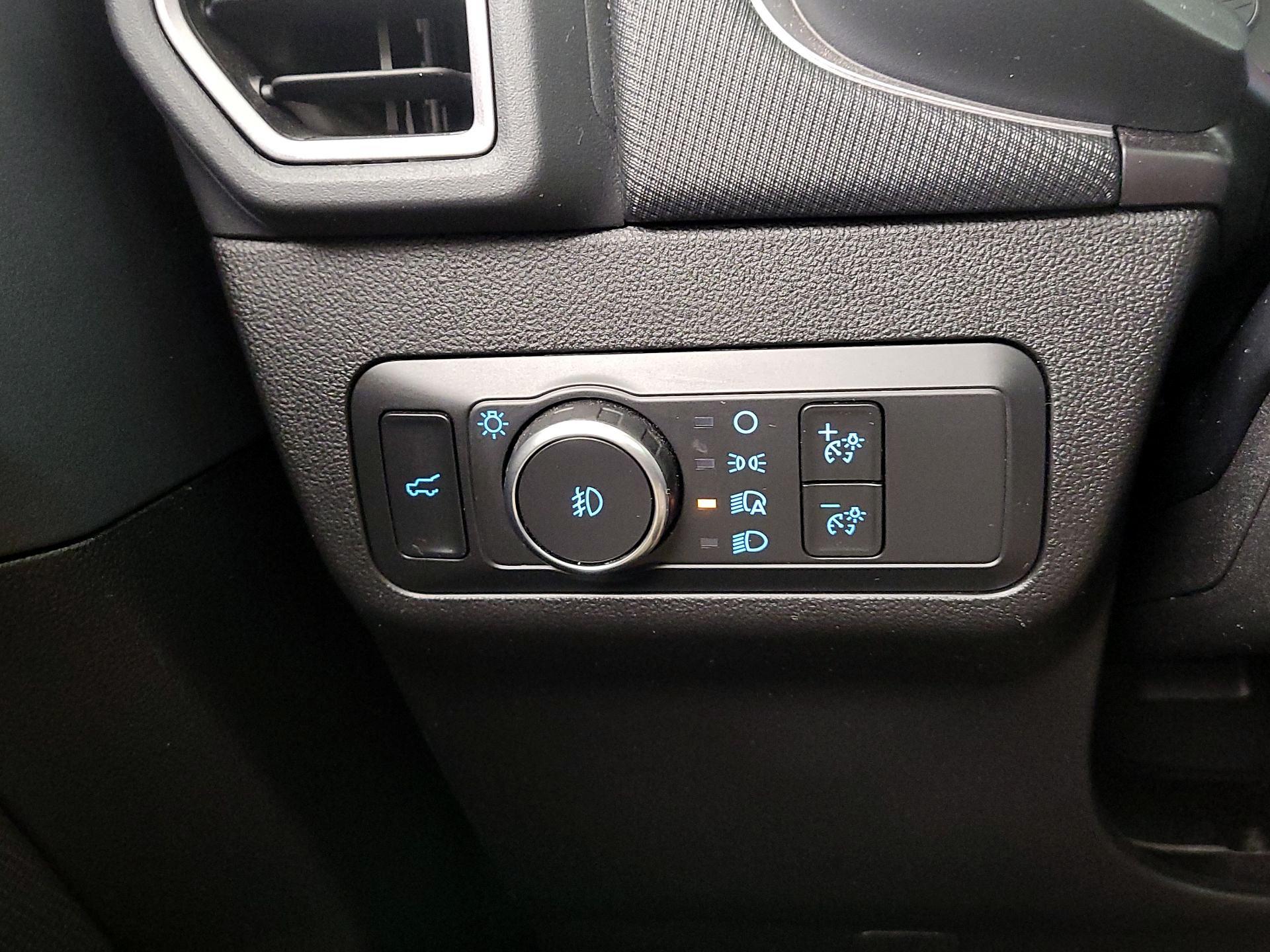 Thumbnail: 2021 Ford Bronco Sport - 13