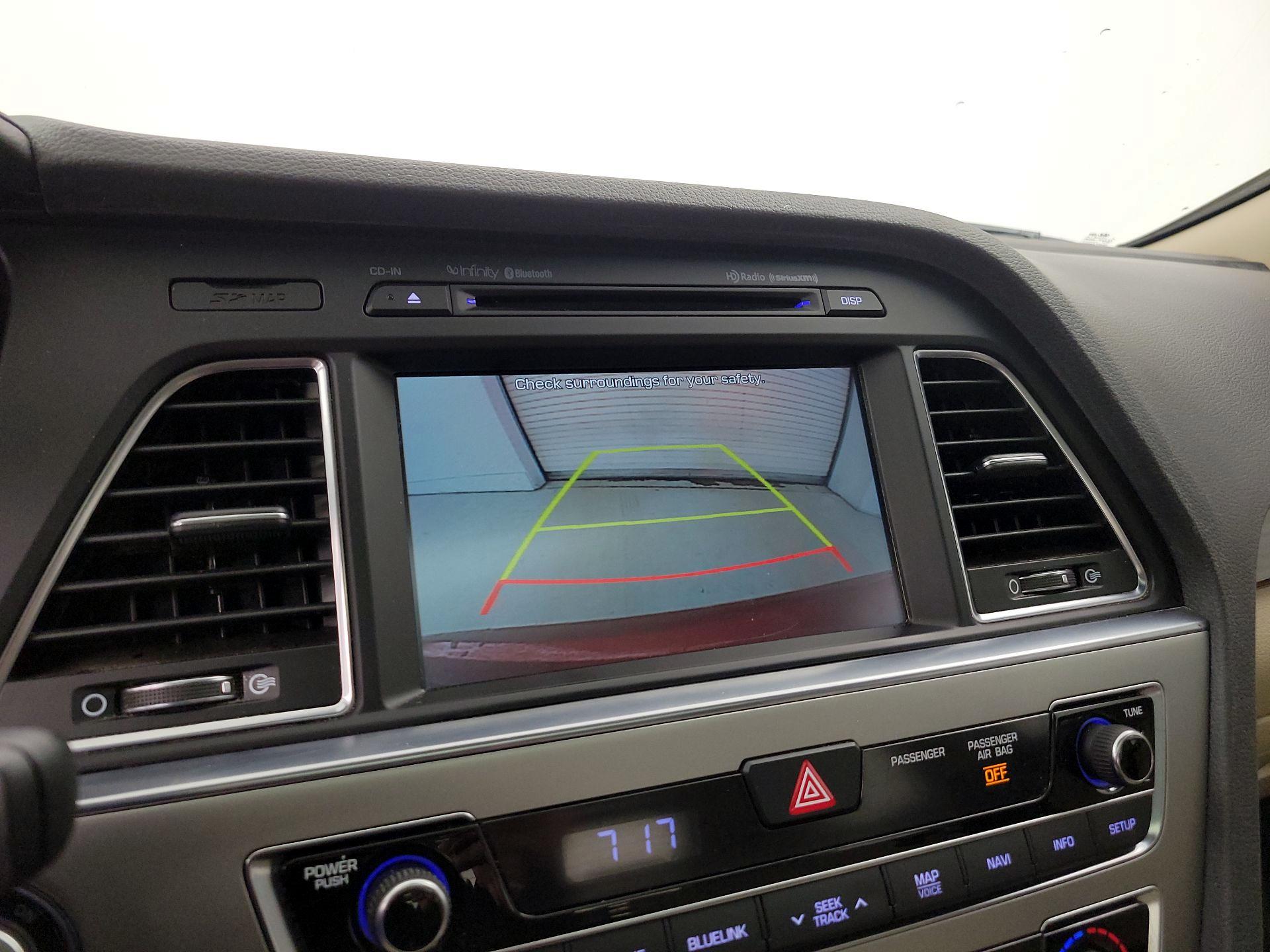 Thumbnail: 2016 Hyundai Sonata - 14