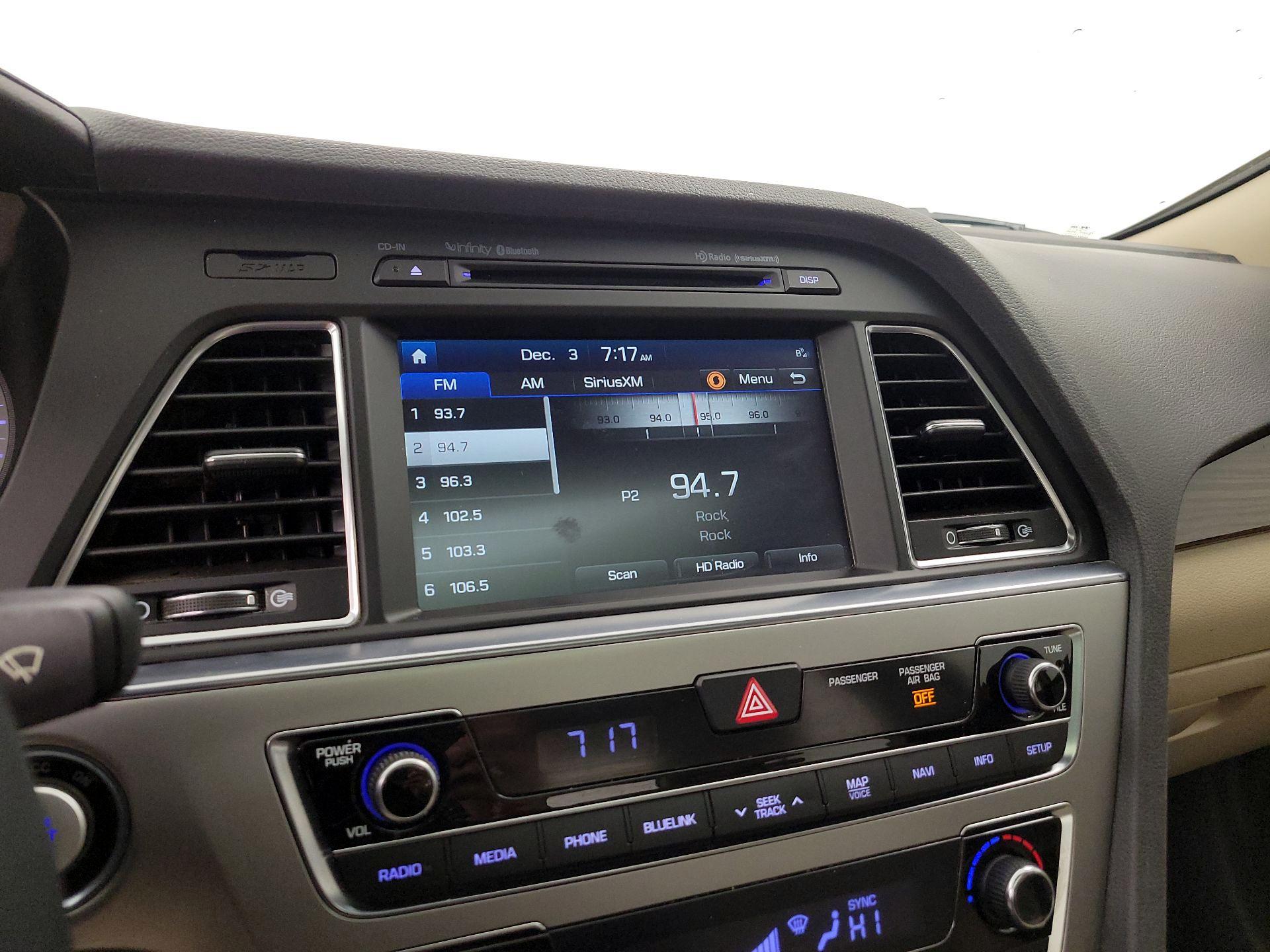 Thumbnail: 2016 Hyundai Sonata - 15