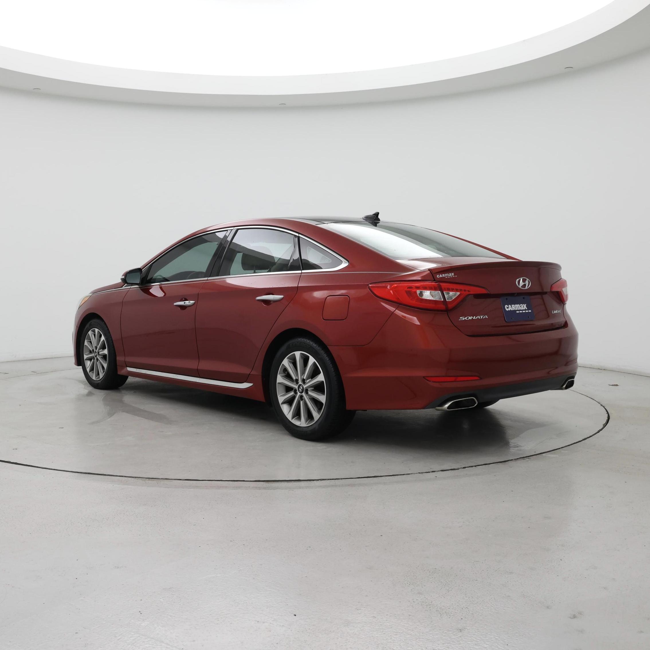 Thumbnail: 2016 Hyundai Sonata - 2