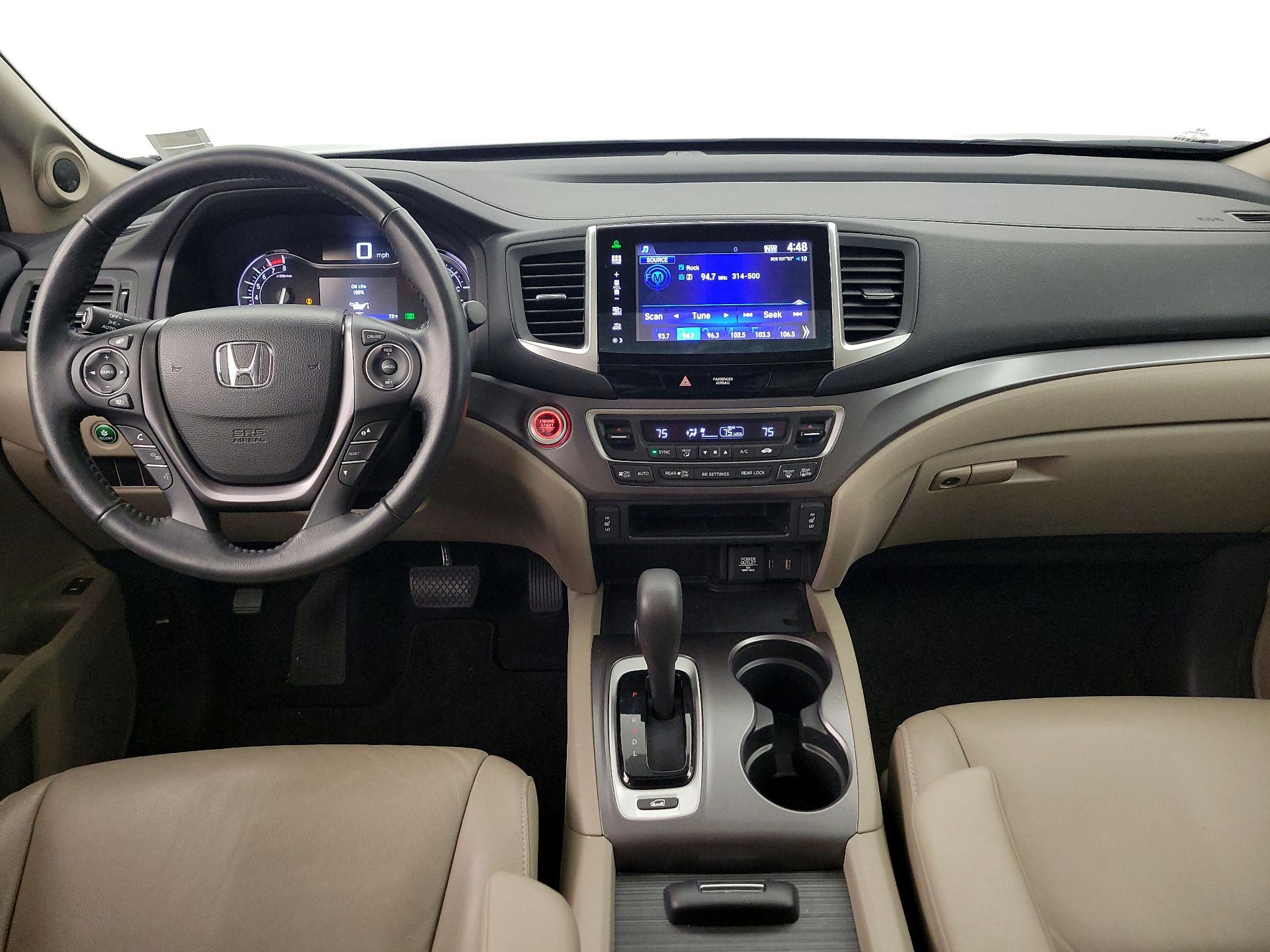Thumbnail: 2016 Honda Pilot - 9